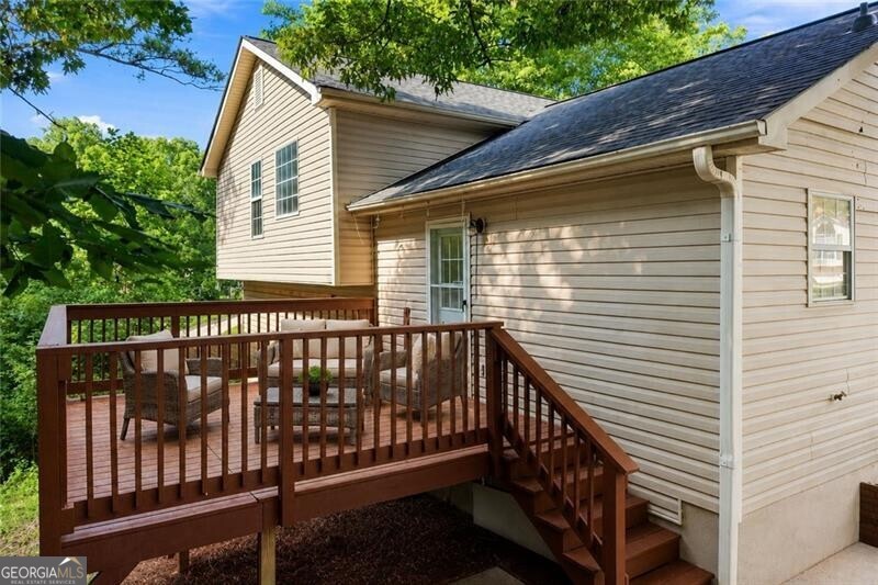 3949 Edgebrook Drive