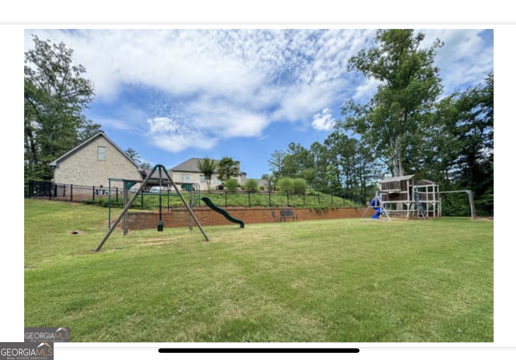 109 RIVER SHOAL 109 River Shoals Dr