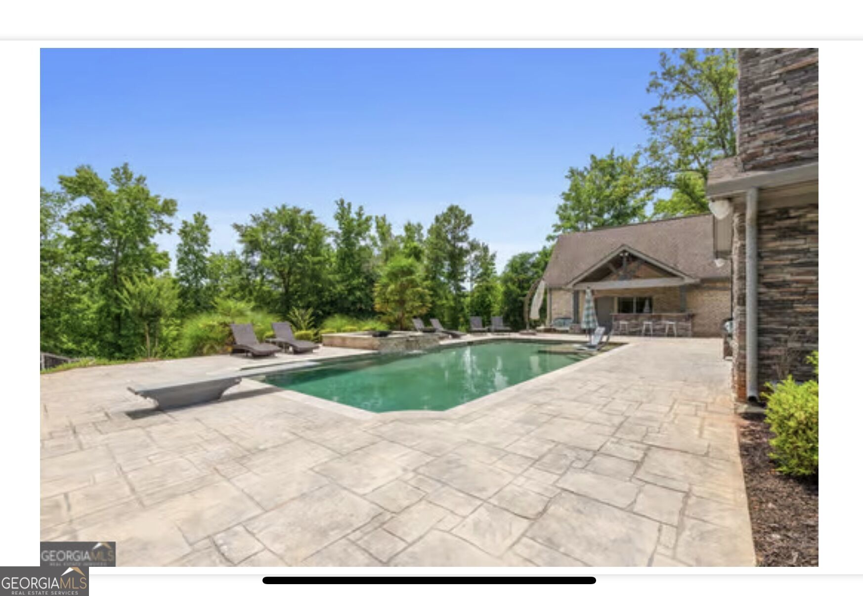 109 RIVER SHOAL 109 River Shoals Dr