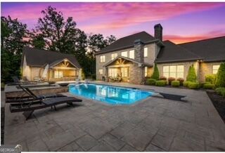 109 RIVER SHOAL 109 River Shoals Dr
