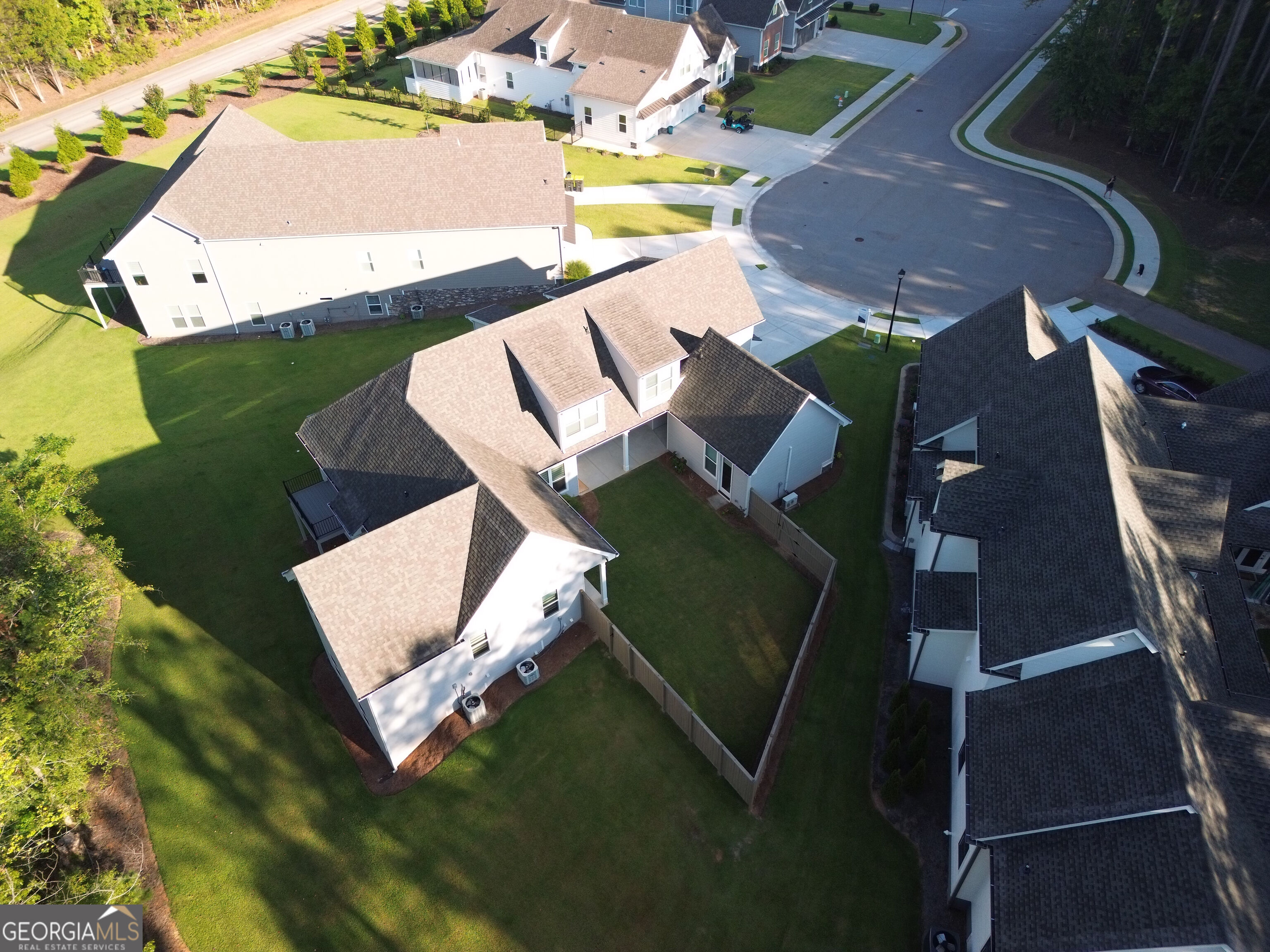 806 Magnolia Walk