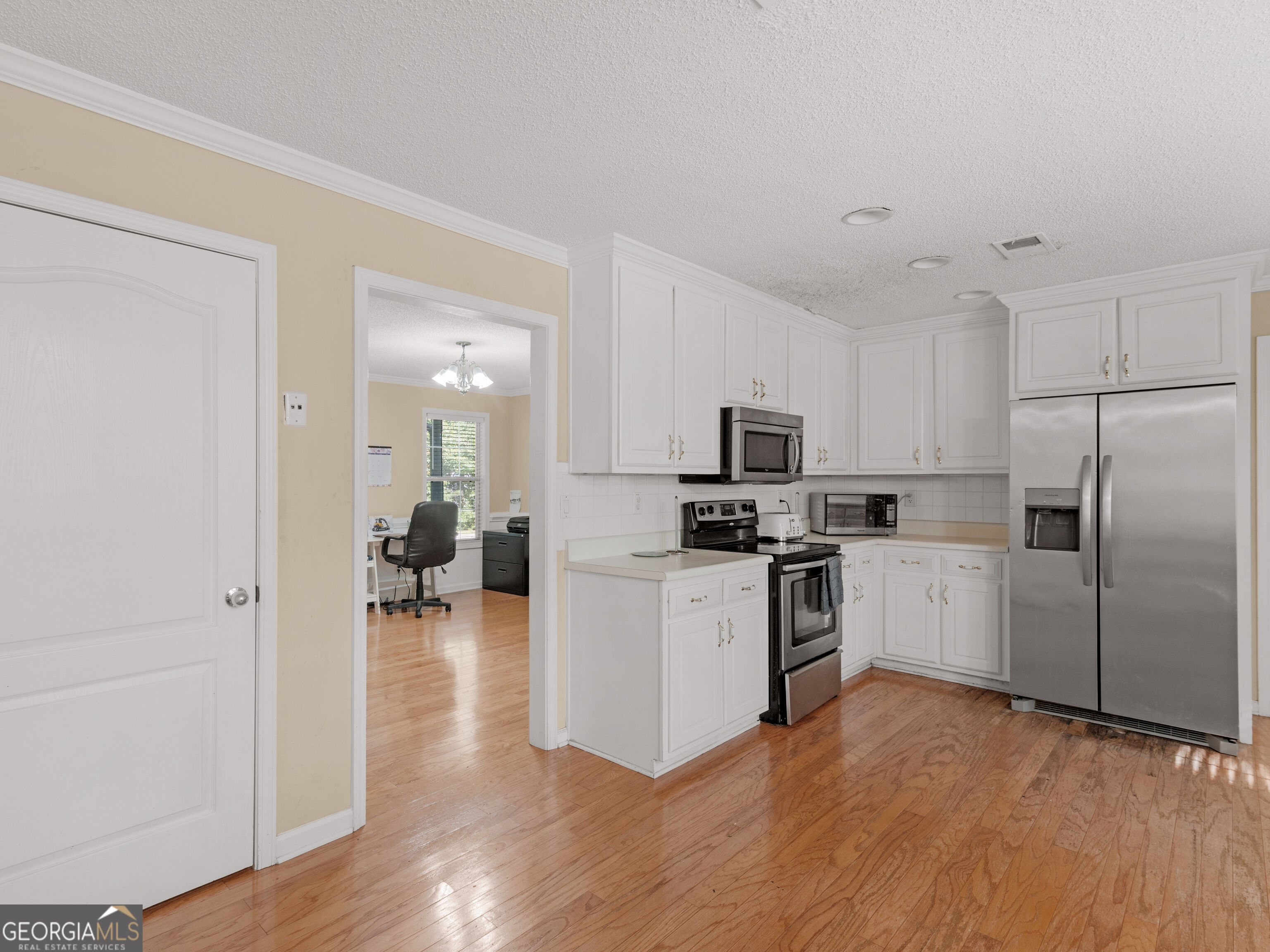 112 Crown Oaks Drive
