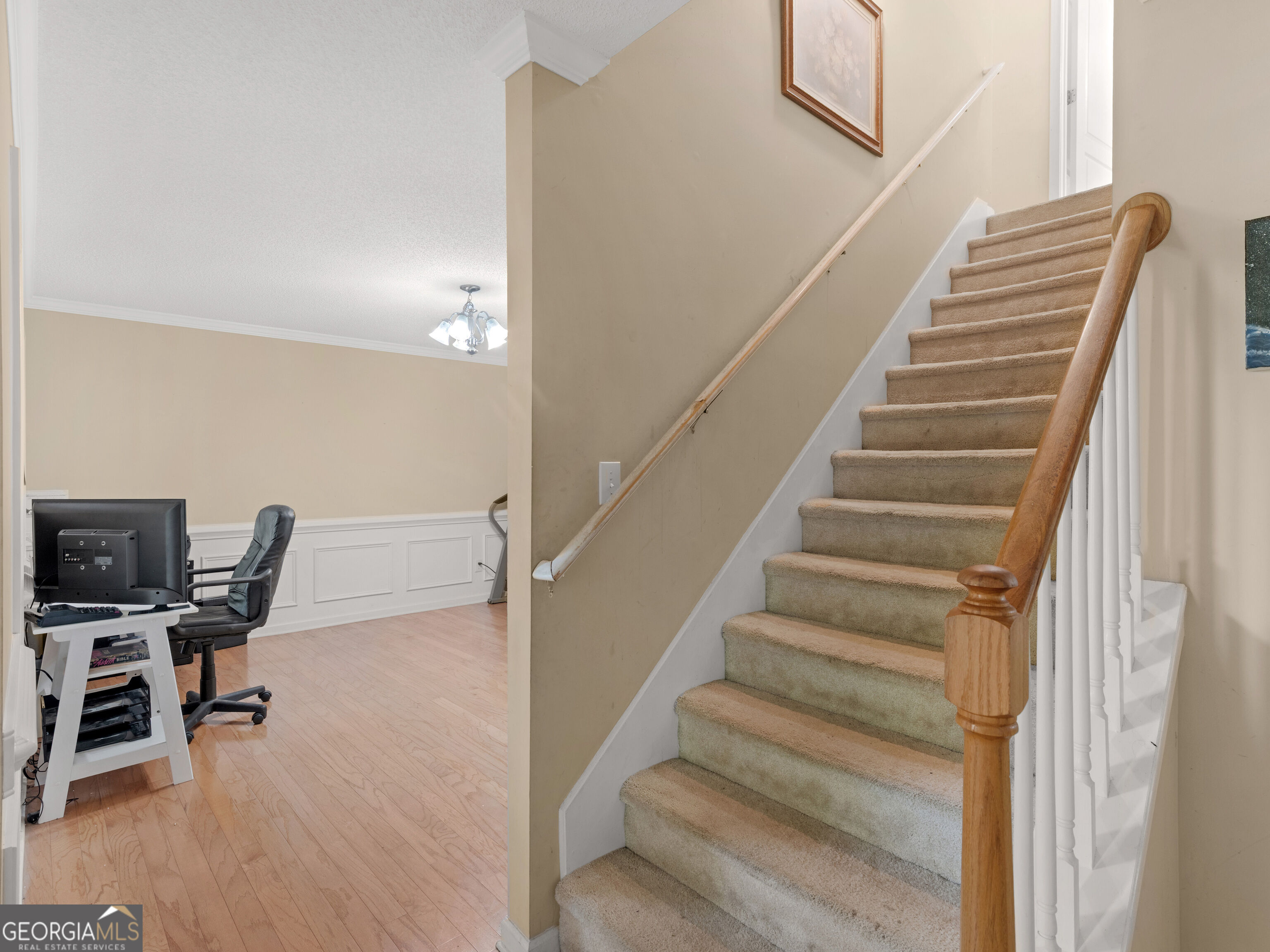 112 Crown Oaks Drive