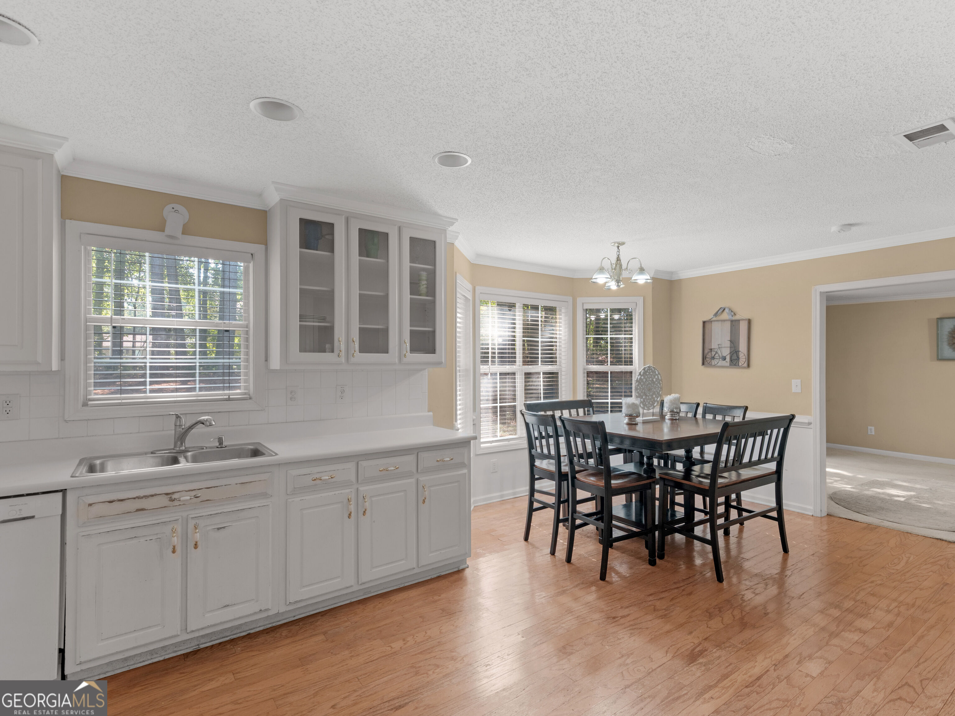 112 Crown Oaks Drive