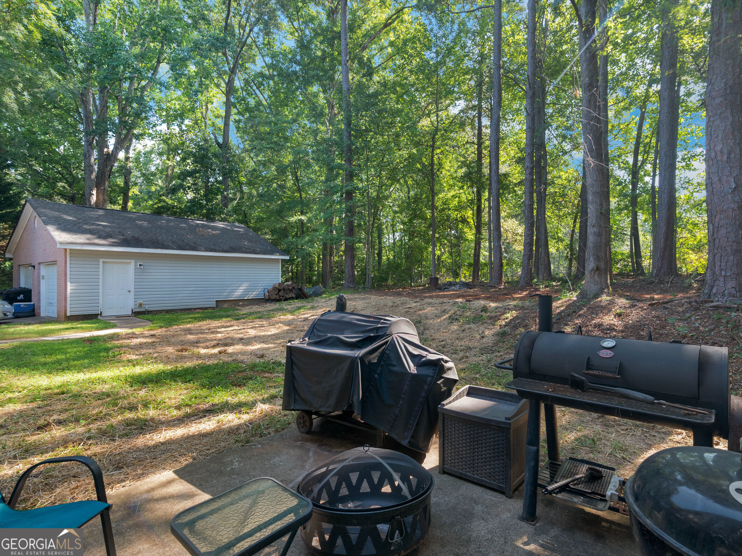 112 Crown Oaks Drive