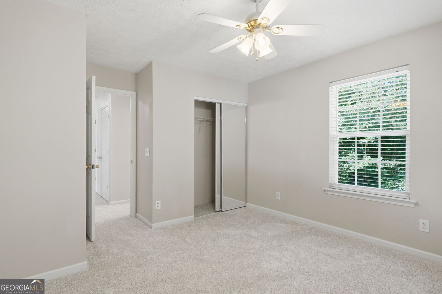 337 W Oaks Trail