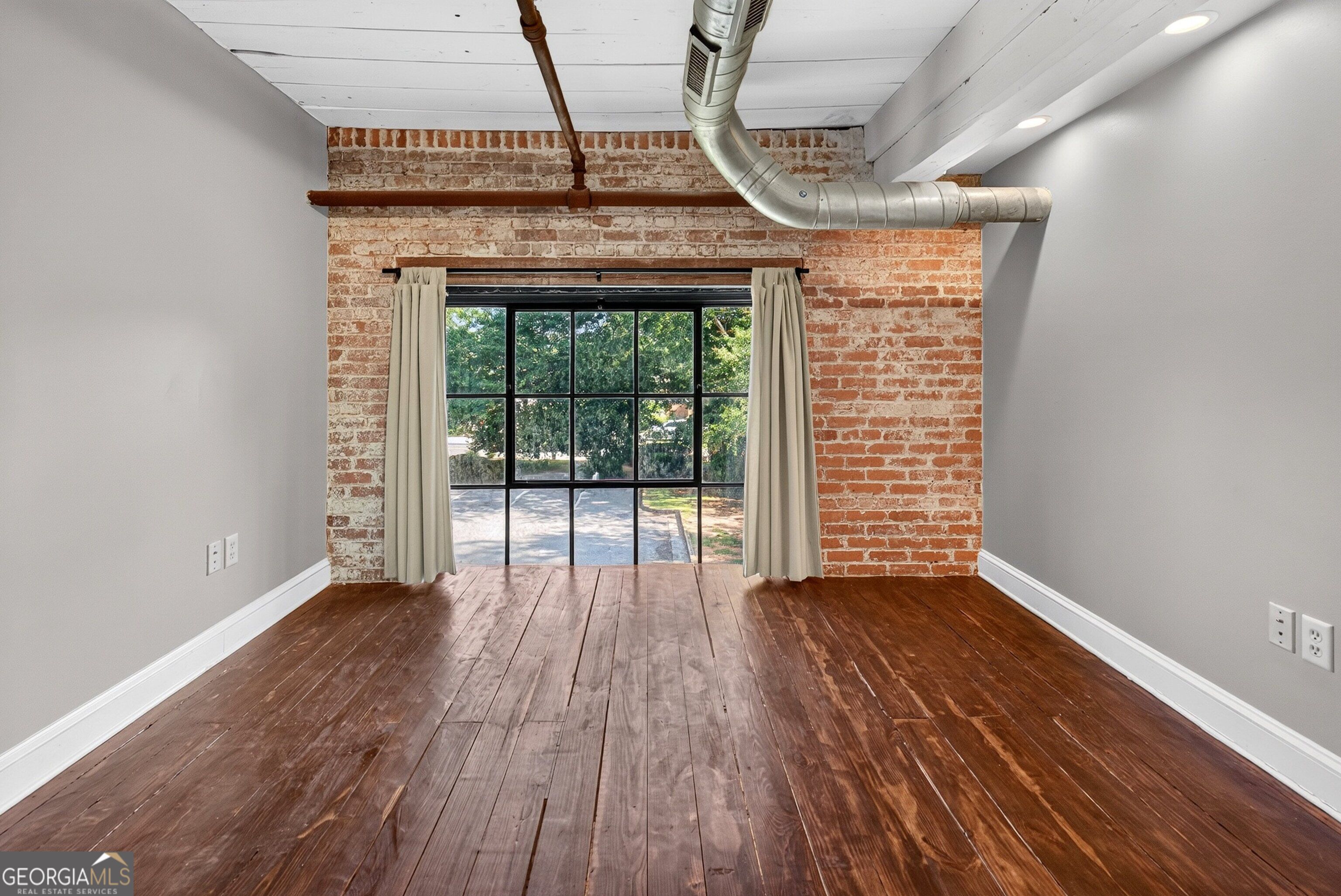 10 James Street # 1A