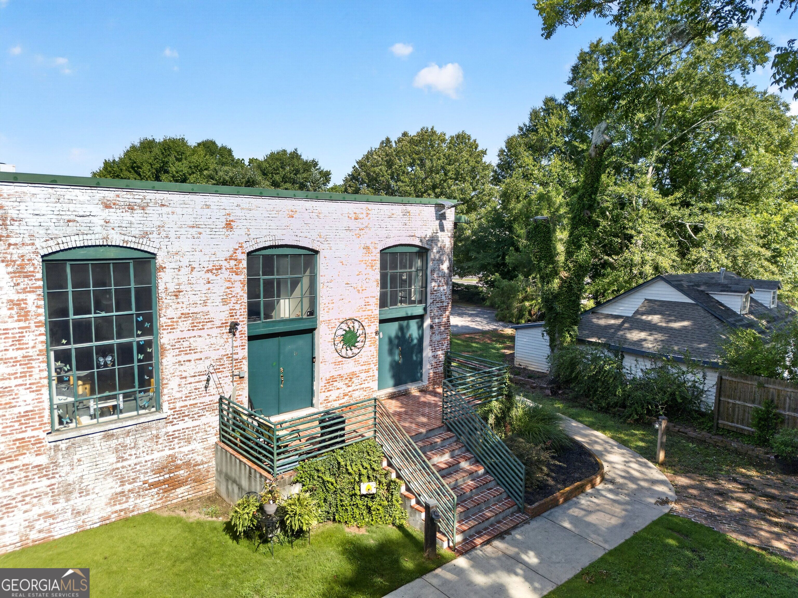 10 James Street # 1A