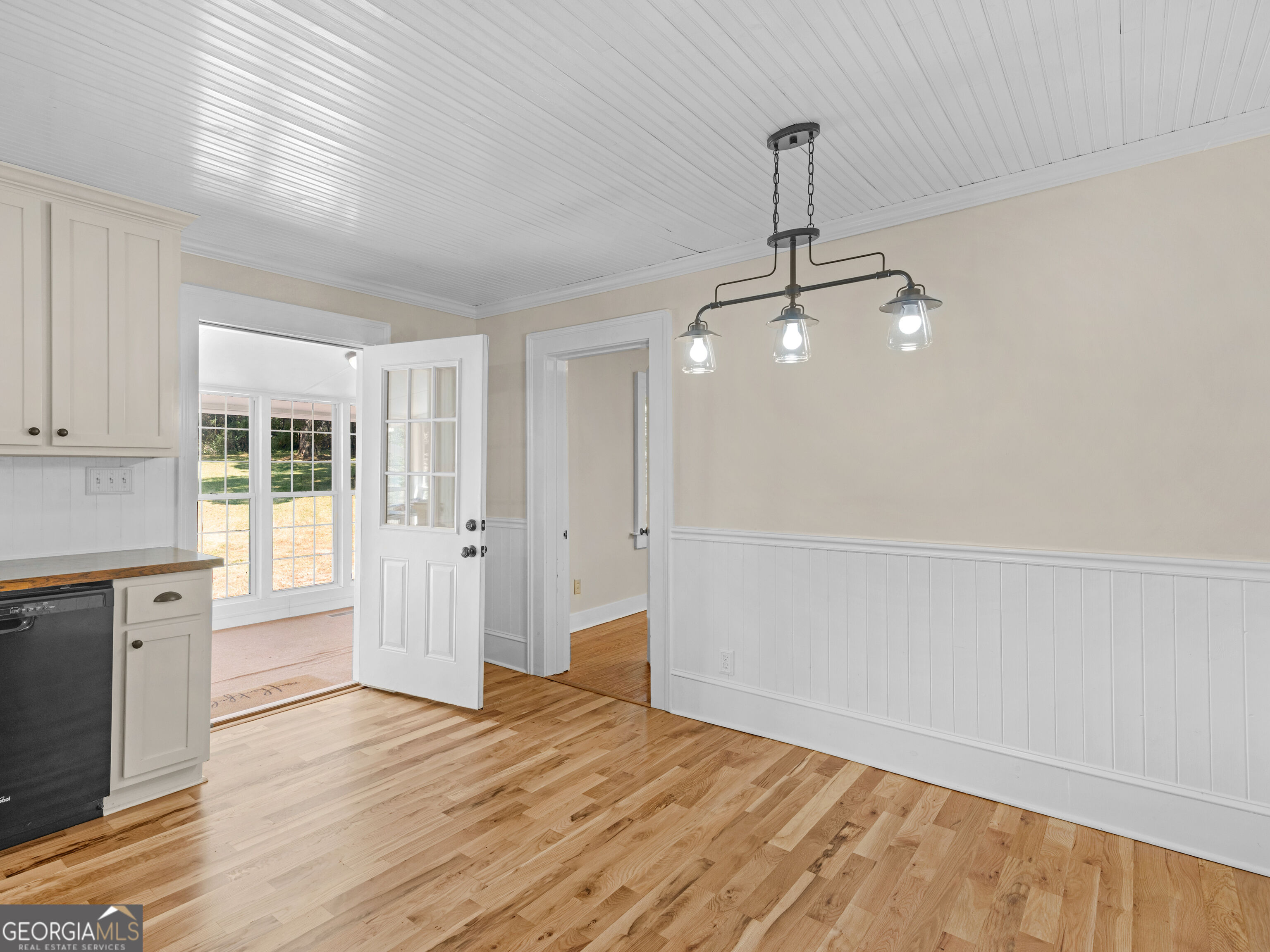 380 Forest Hill Road