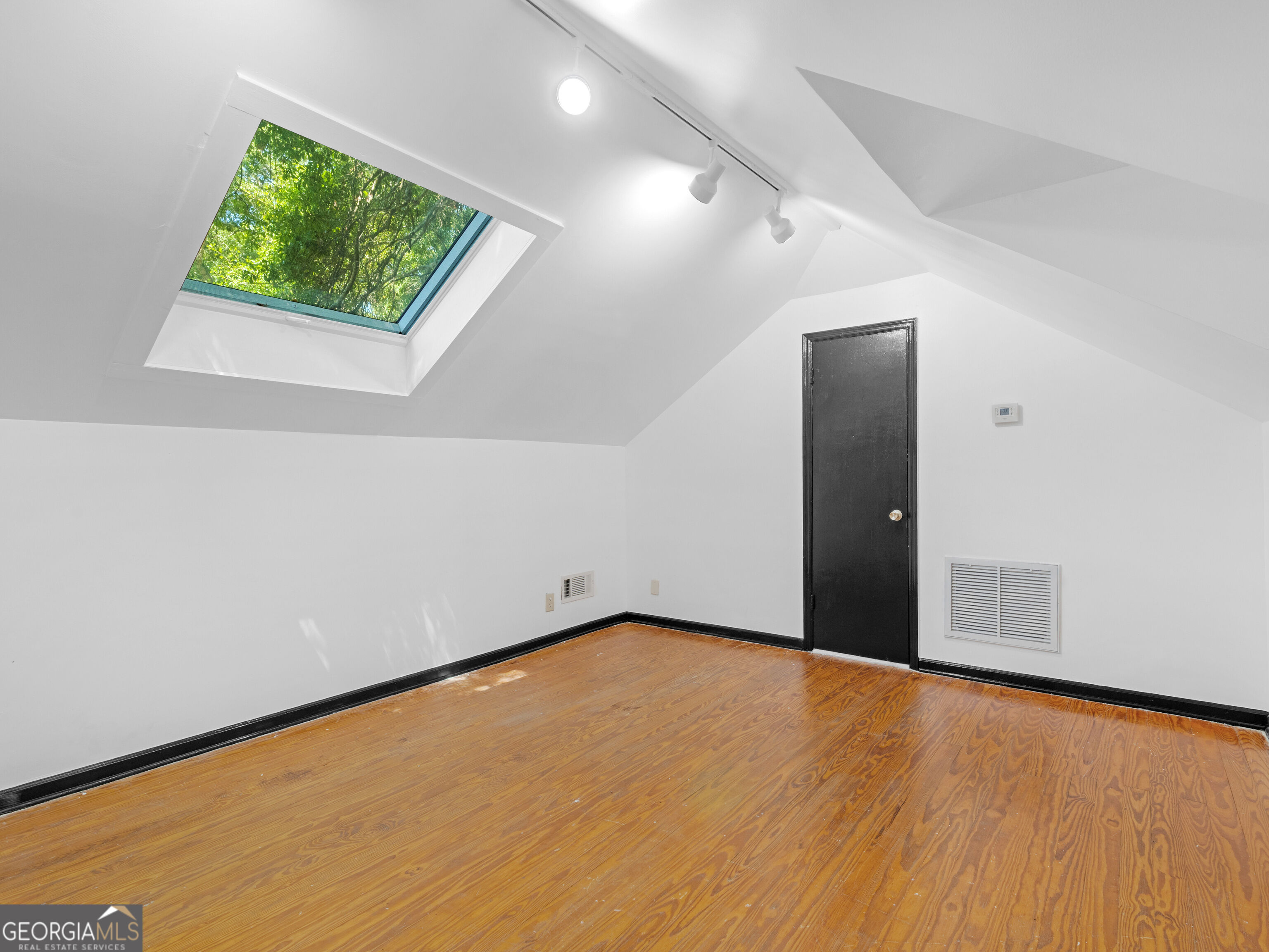 380 Forest Hill Road
