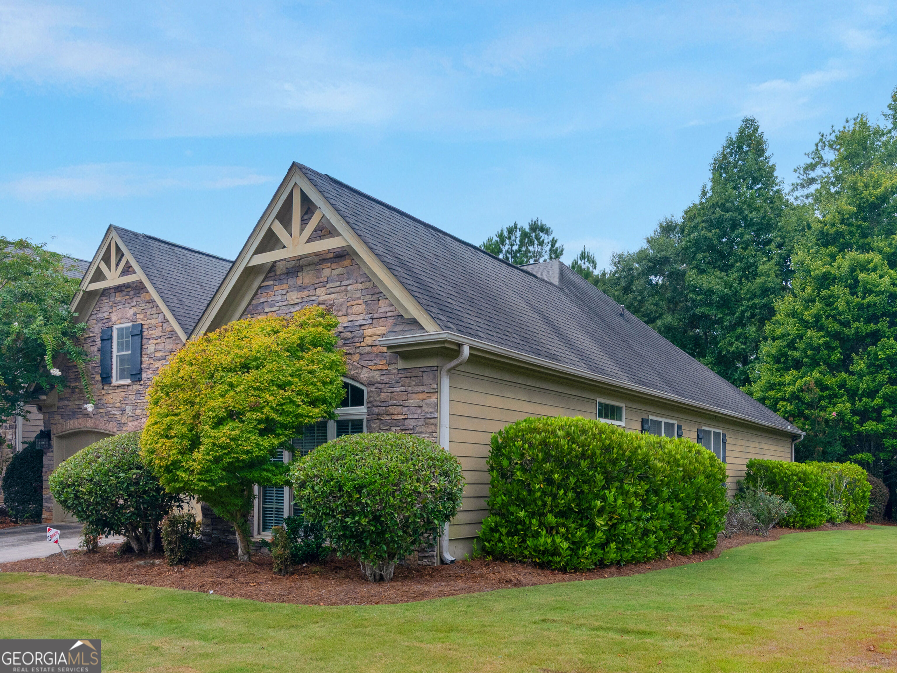 1136 Pebble Creek Lane