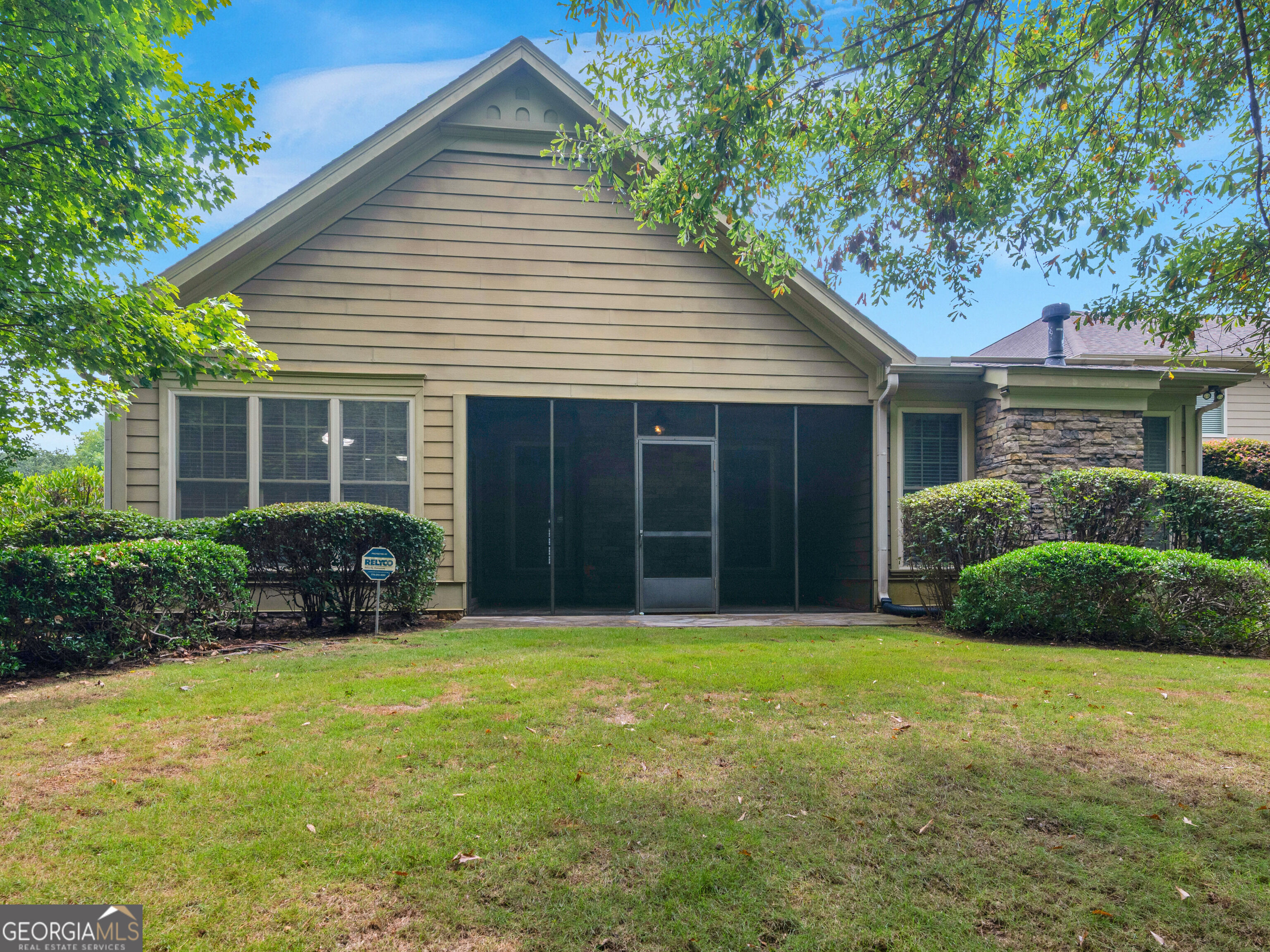 1136 Pebble Creek Lane