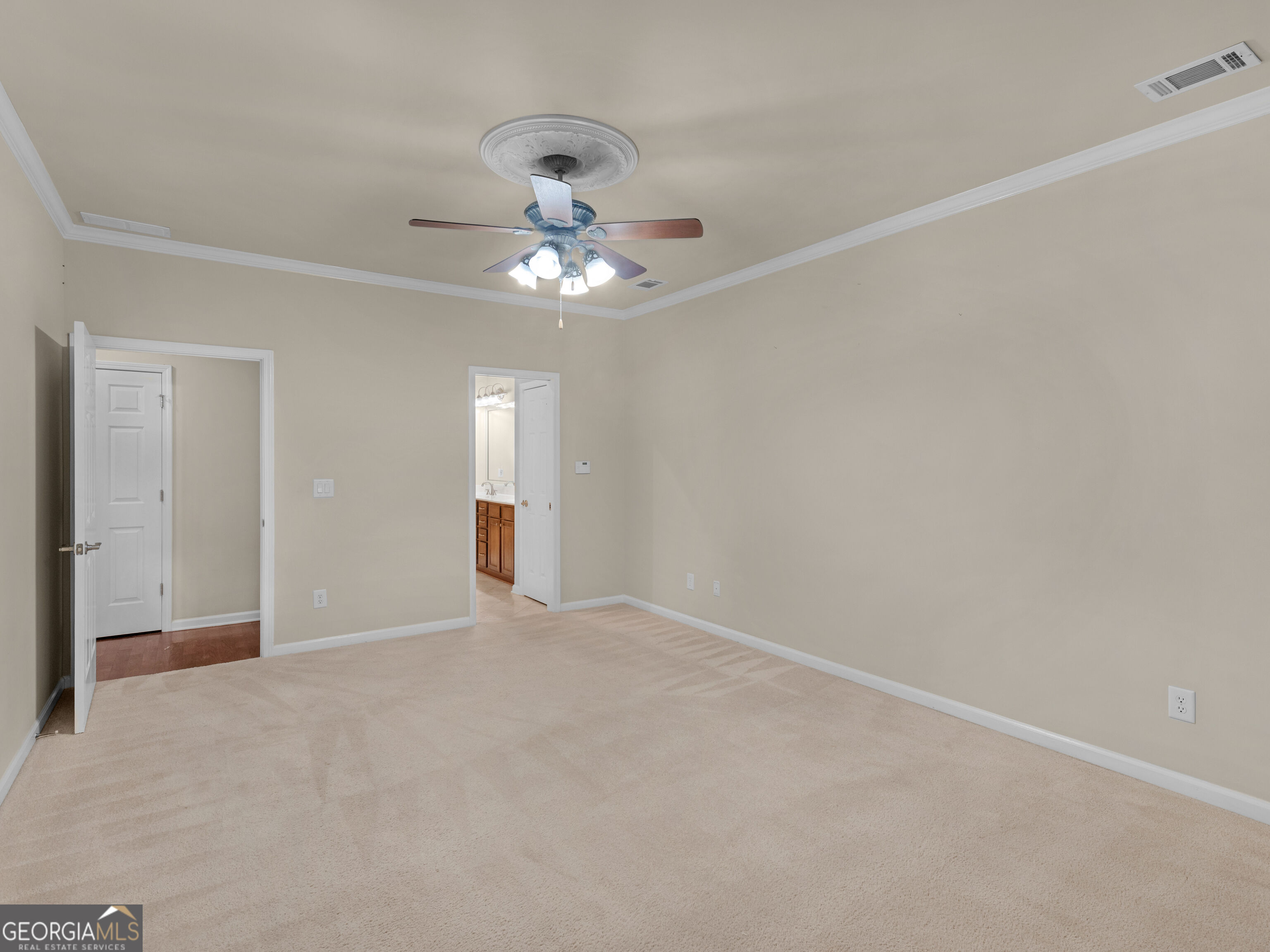 1136 Pebble Creek Lane