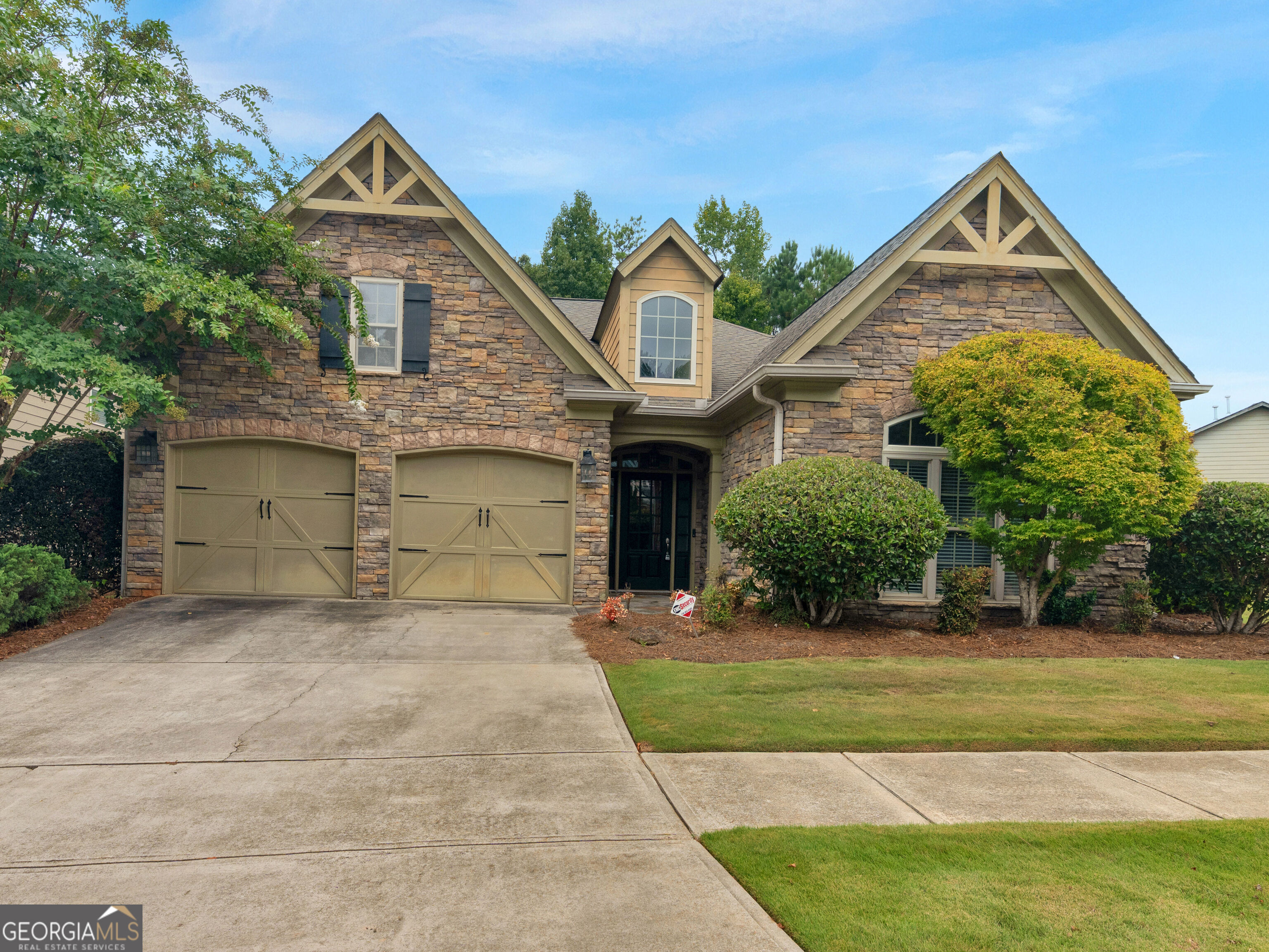 1136 Pebble Creek Lane