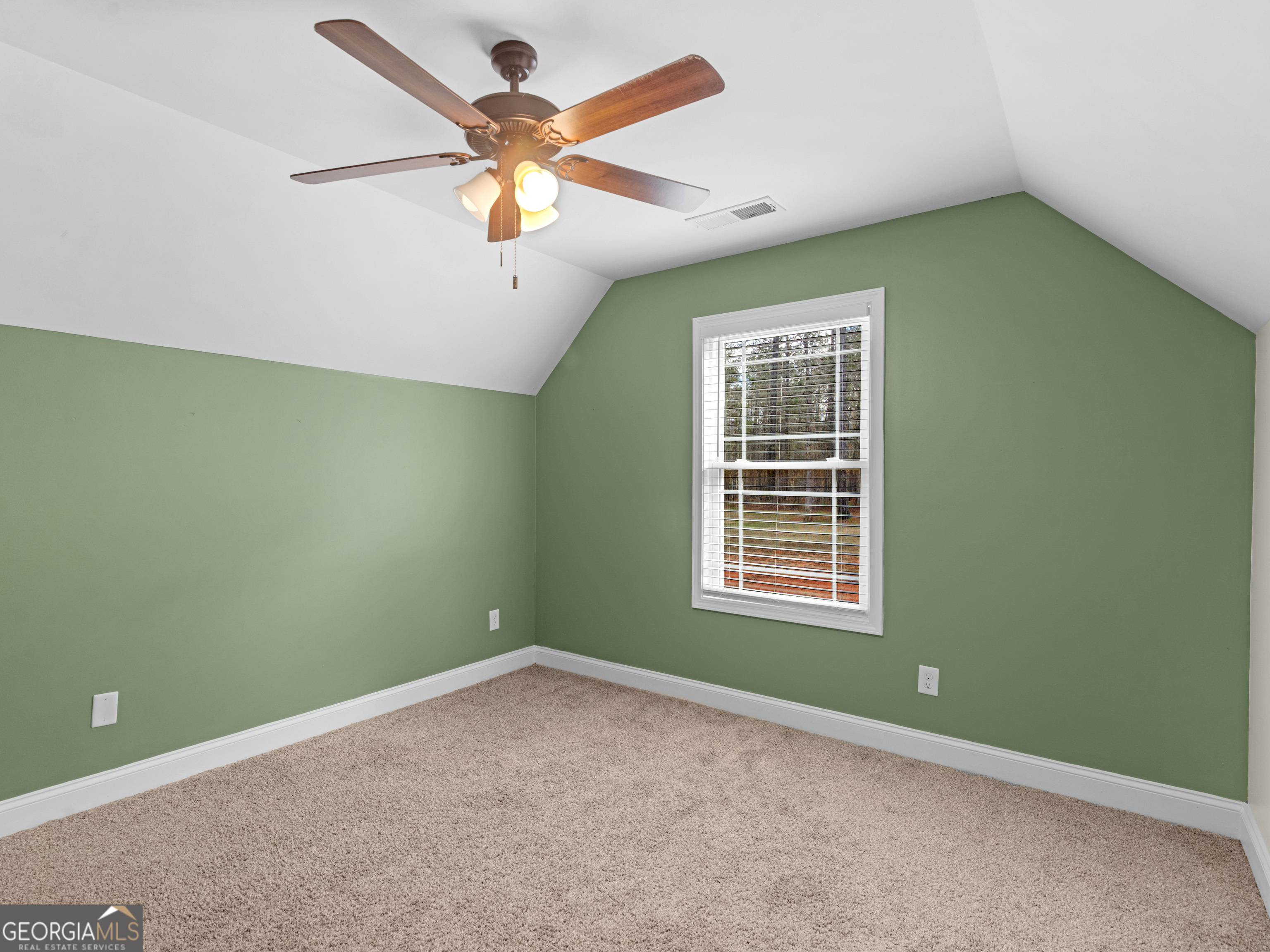 119 Mylee Cove