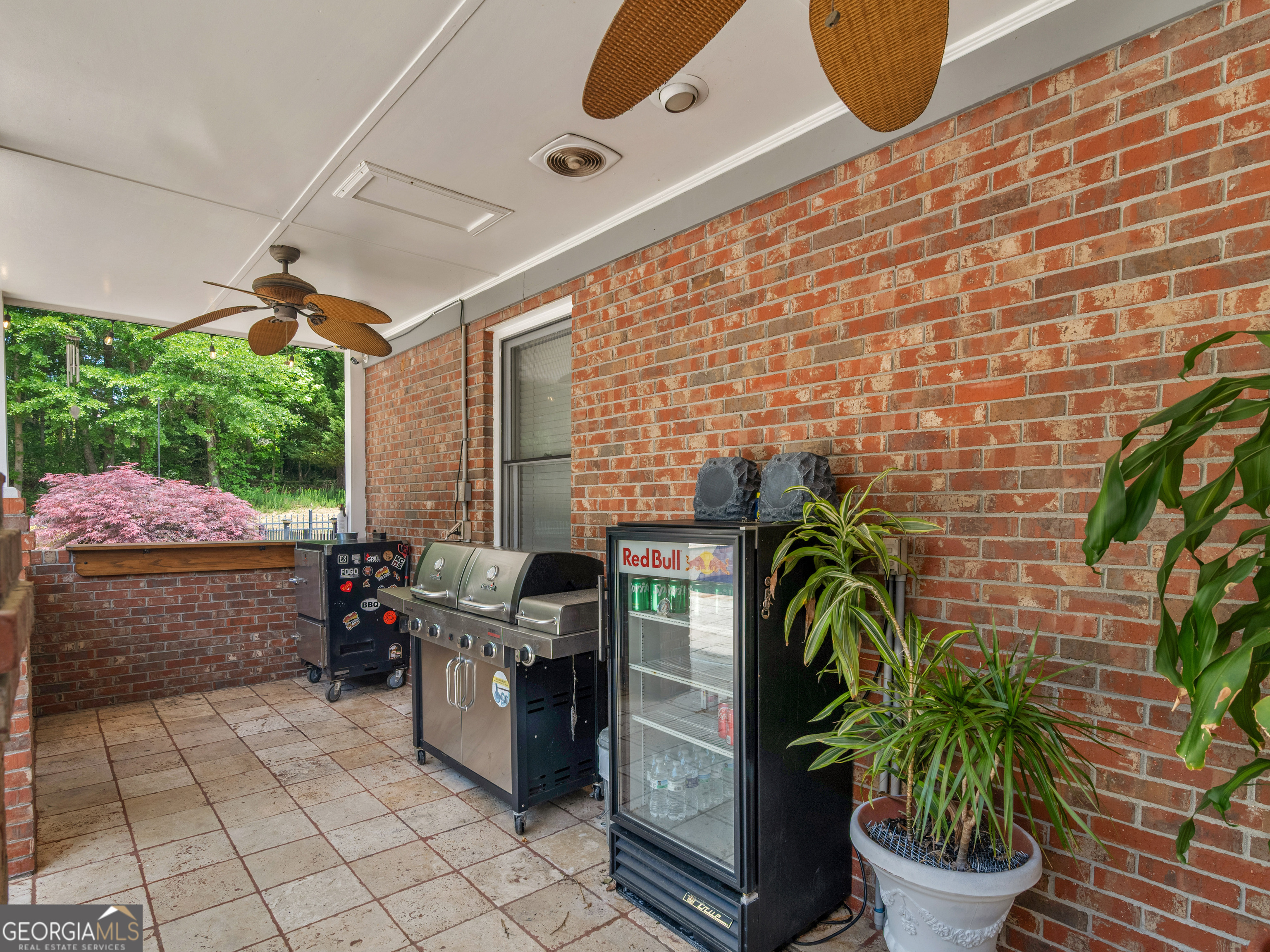511 Clearwater Drive