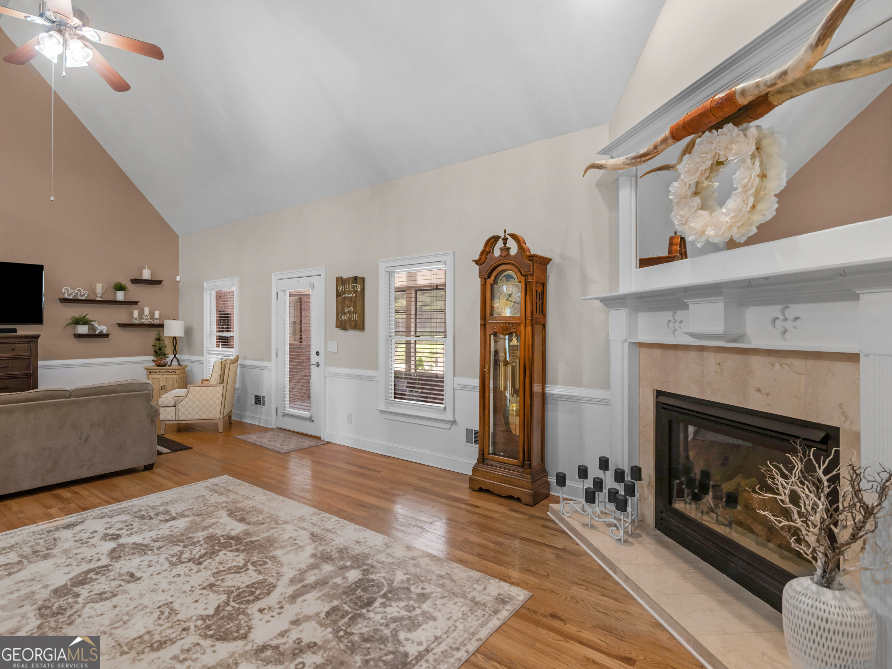 511 Clearwater Drive
