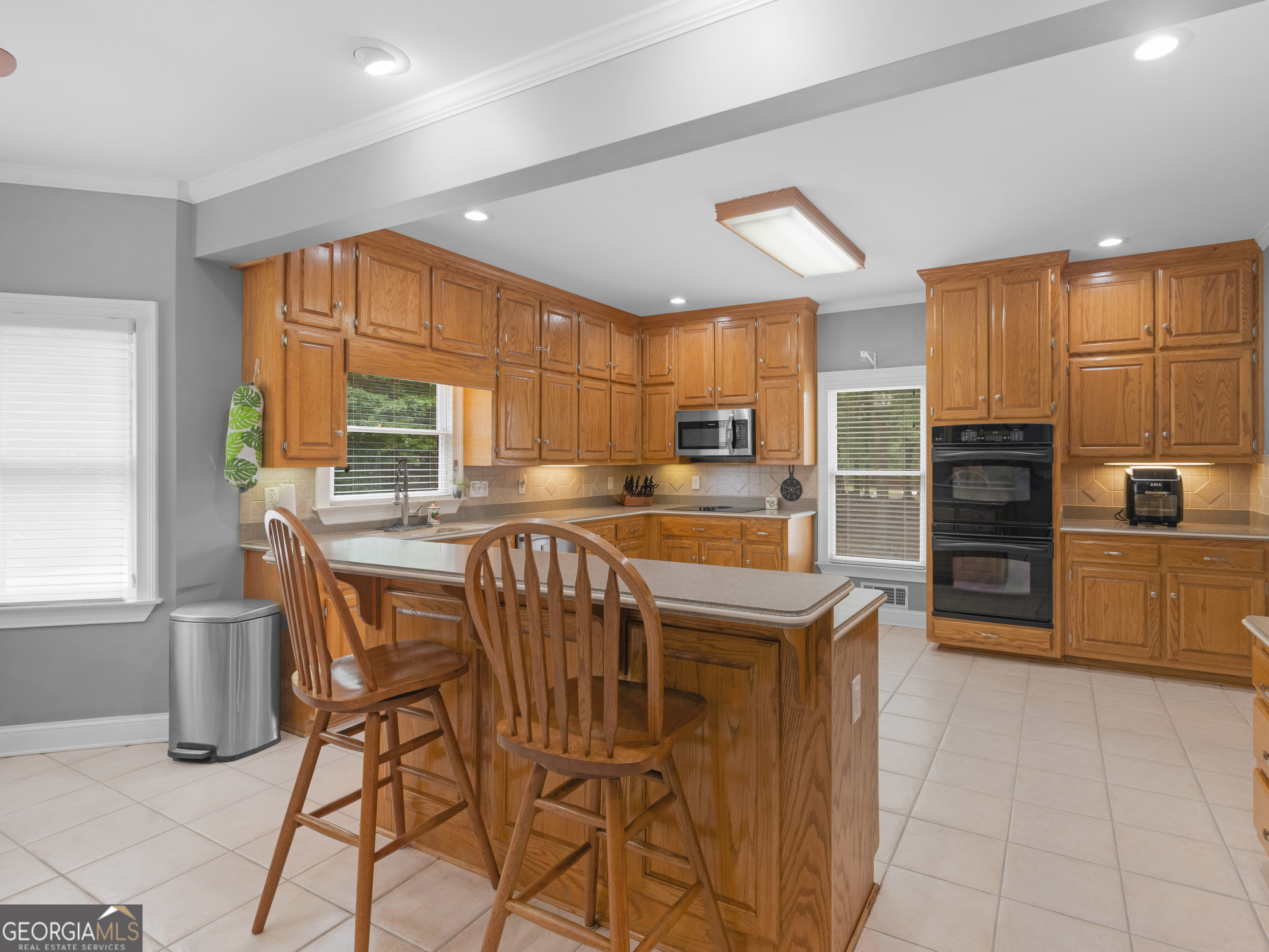 511 Clearwater Drive