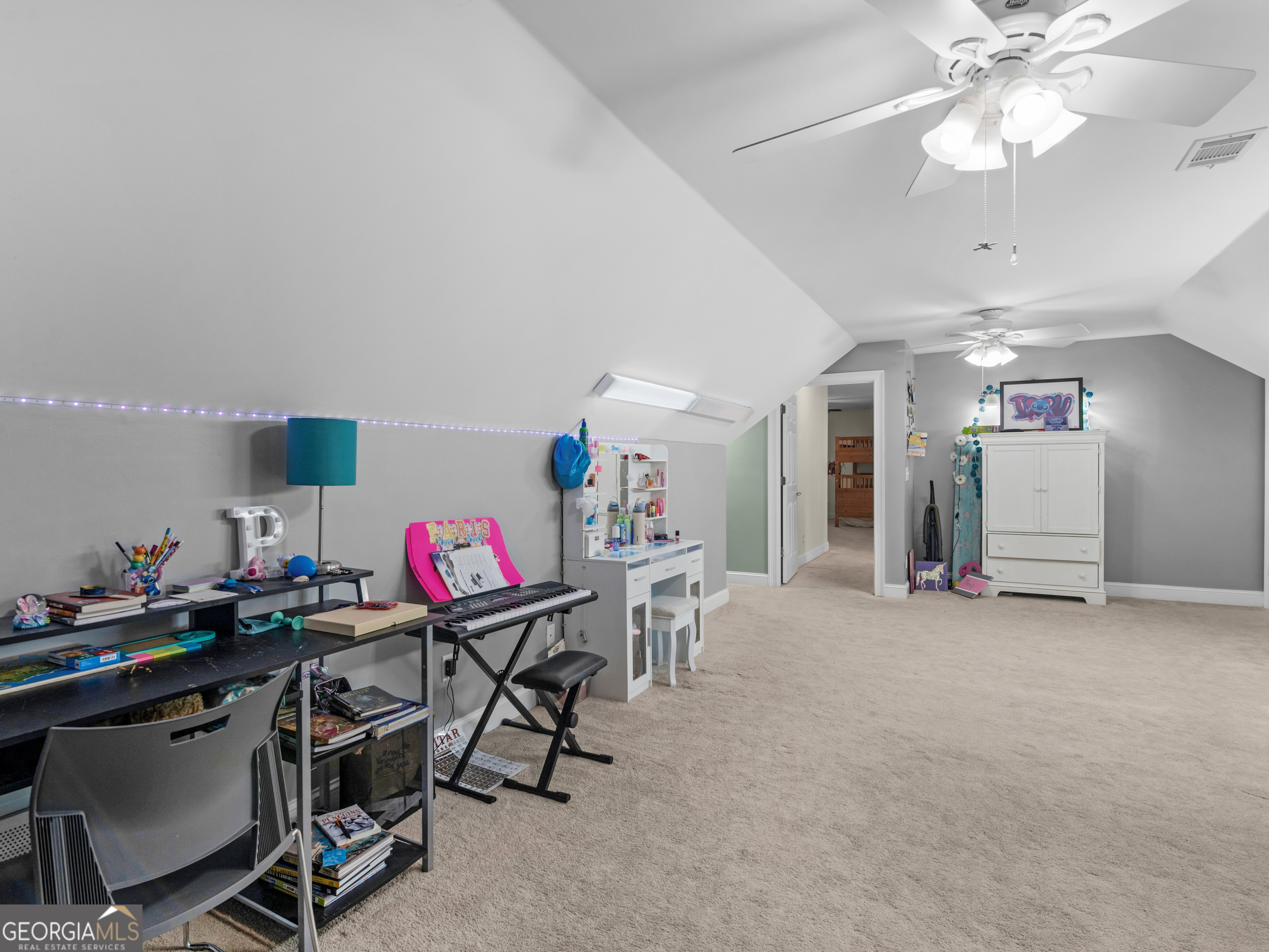 511 Clearwater Drive