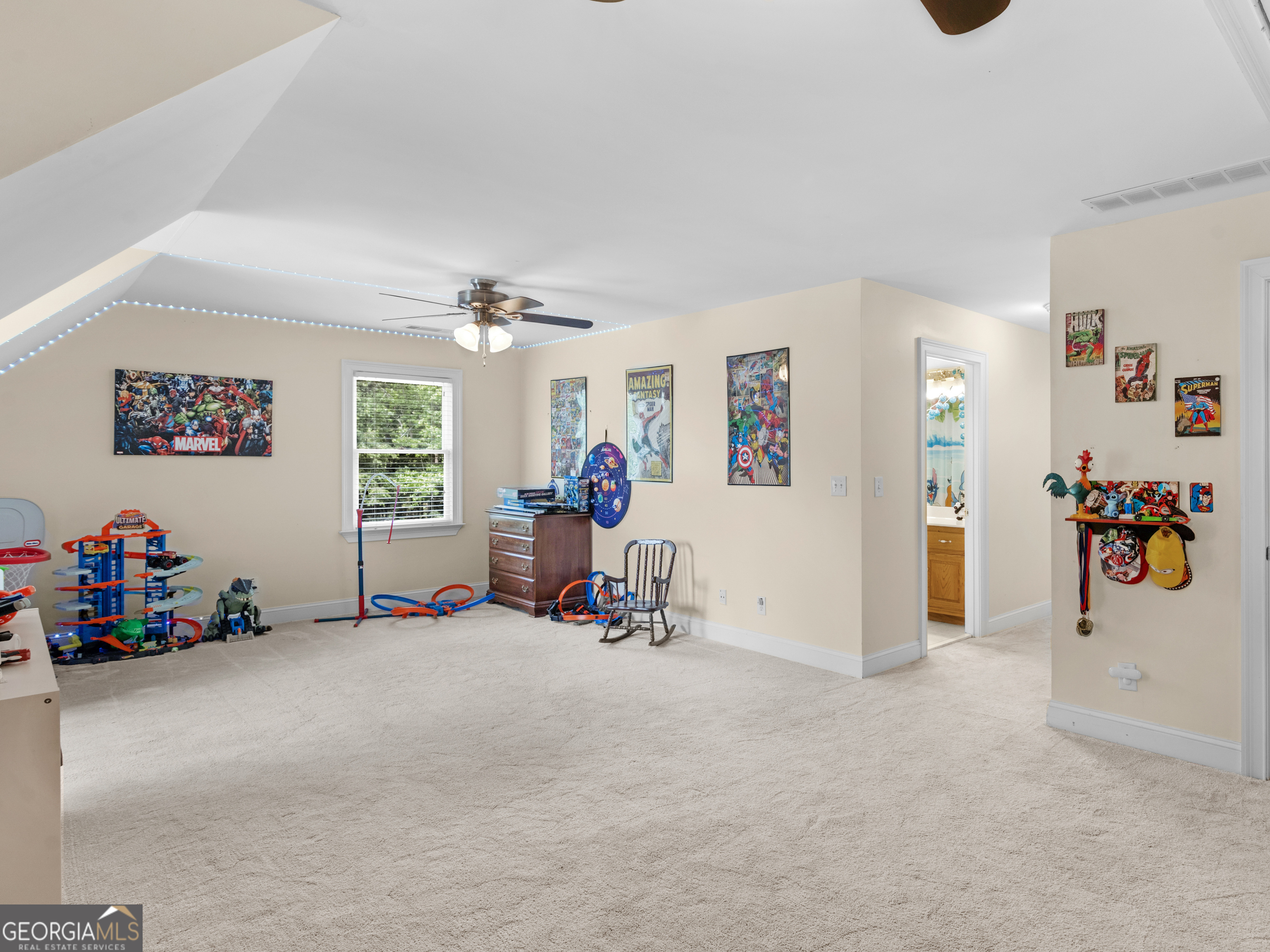 511 Clearwater Drive