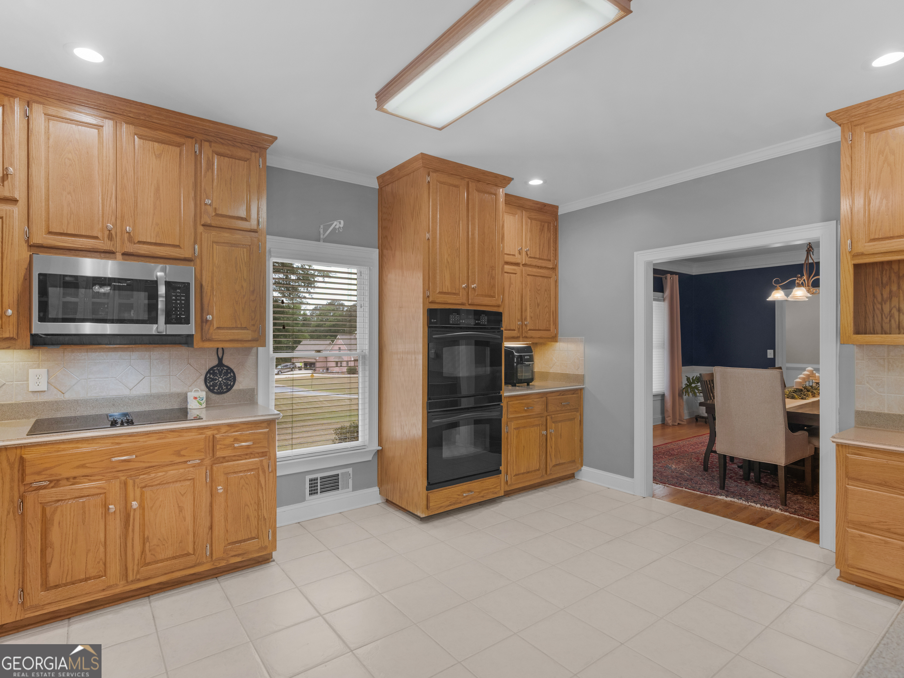 511 Clearwater Drive
