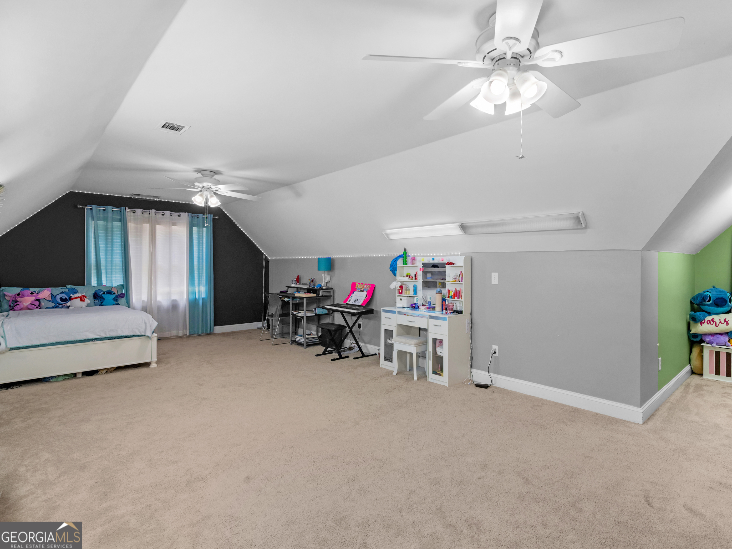 511 Clearwater Drive