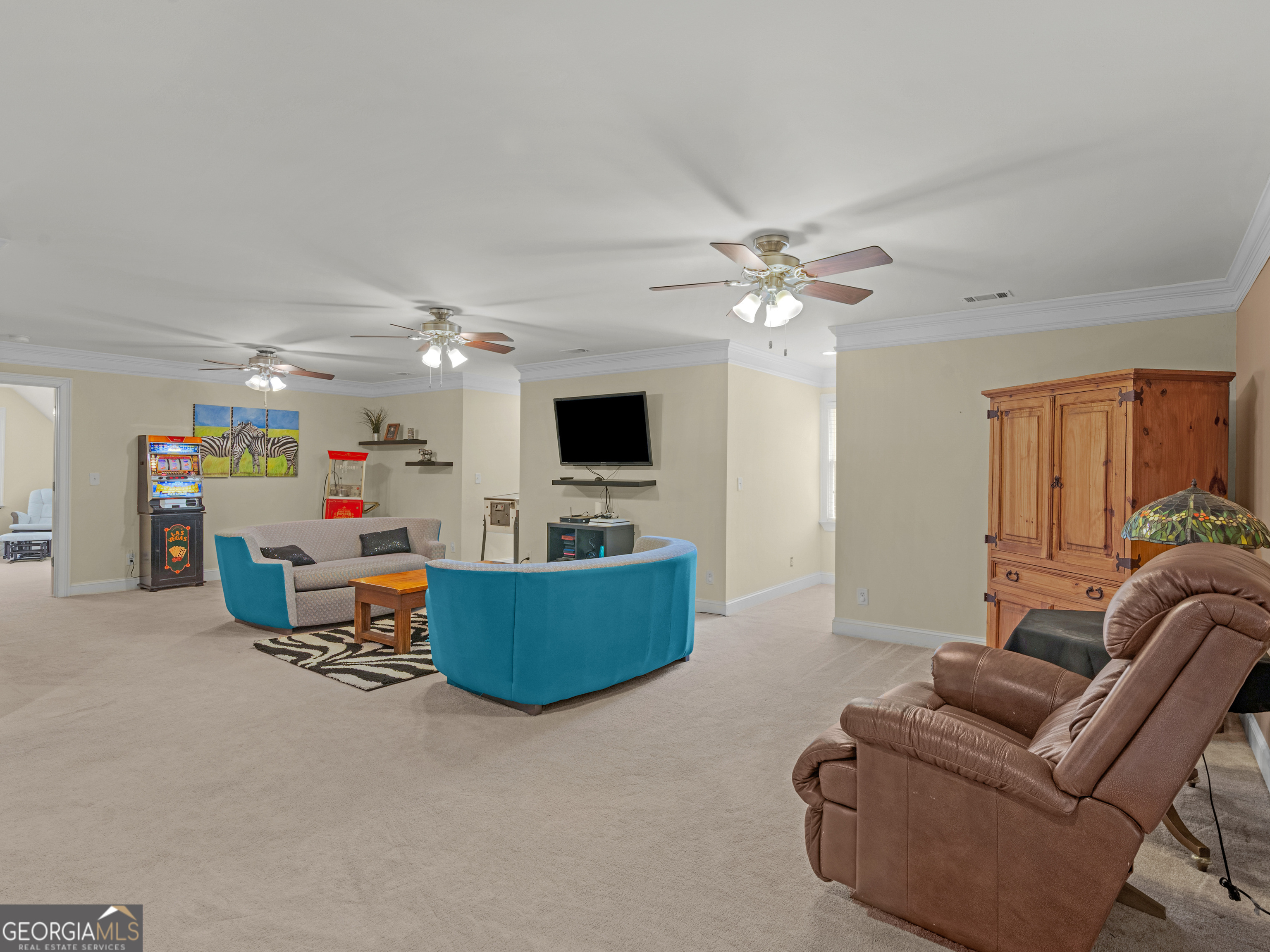 511 Clearwater Drive
