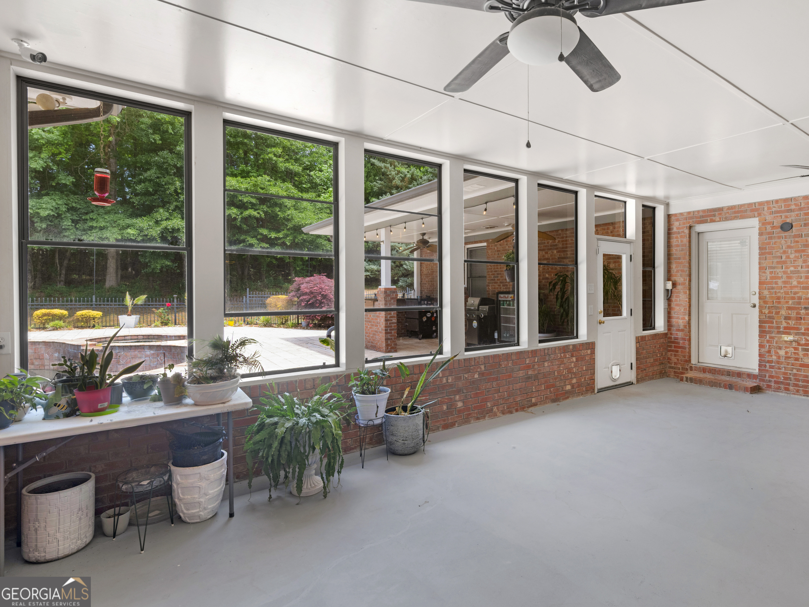 511 Clearwater Drive