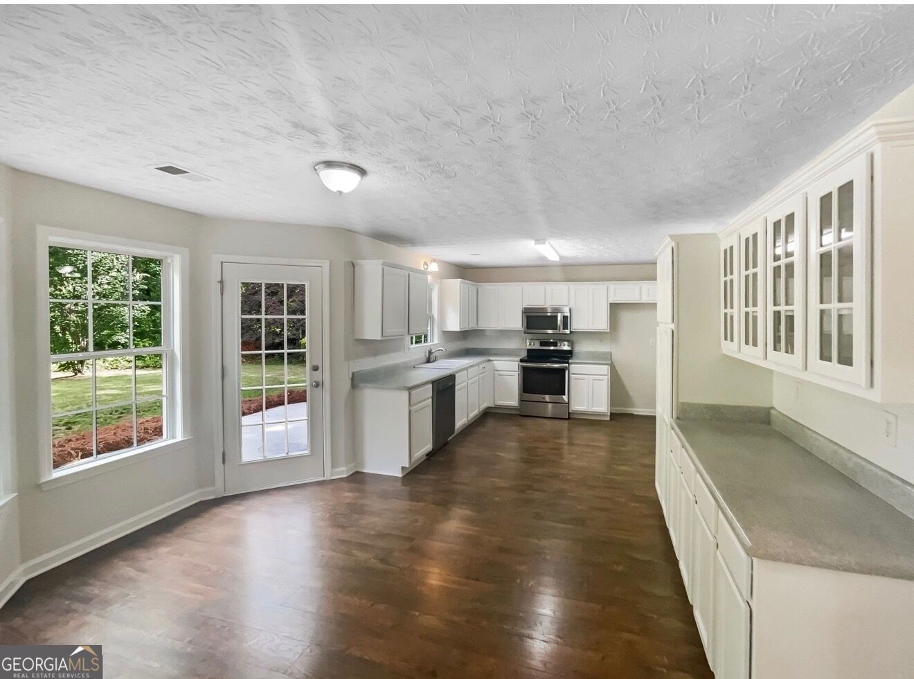 834 Winding Grove Lane