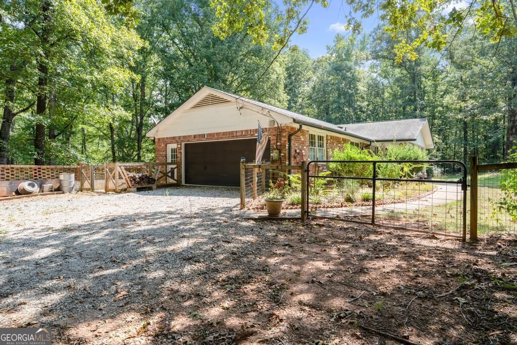 783 Lester Mill Road