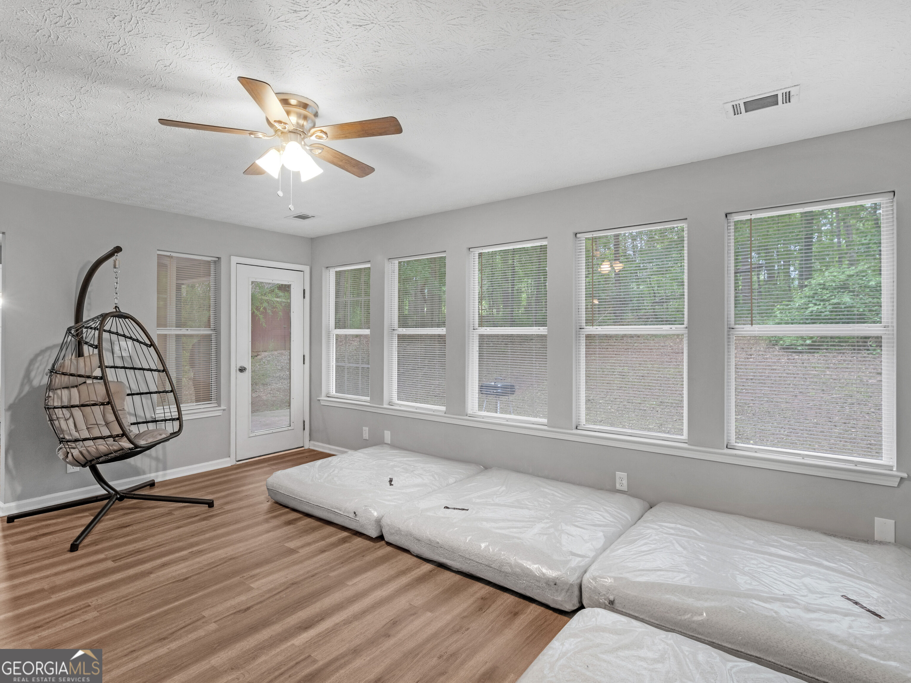 140 Oaklake Drive