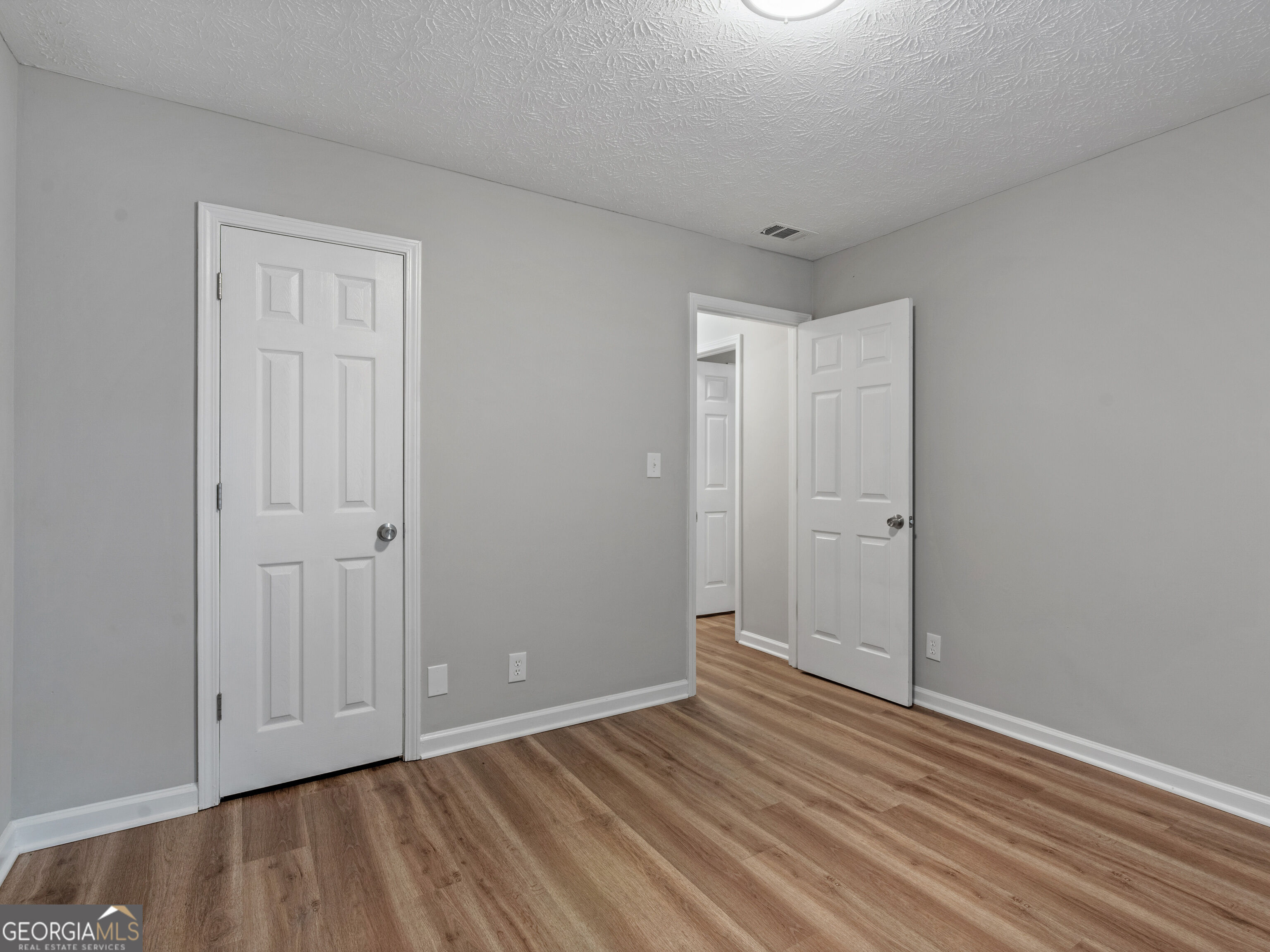 140 Oaklake Drive