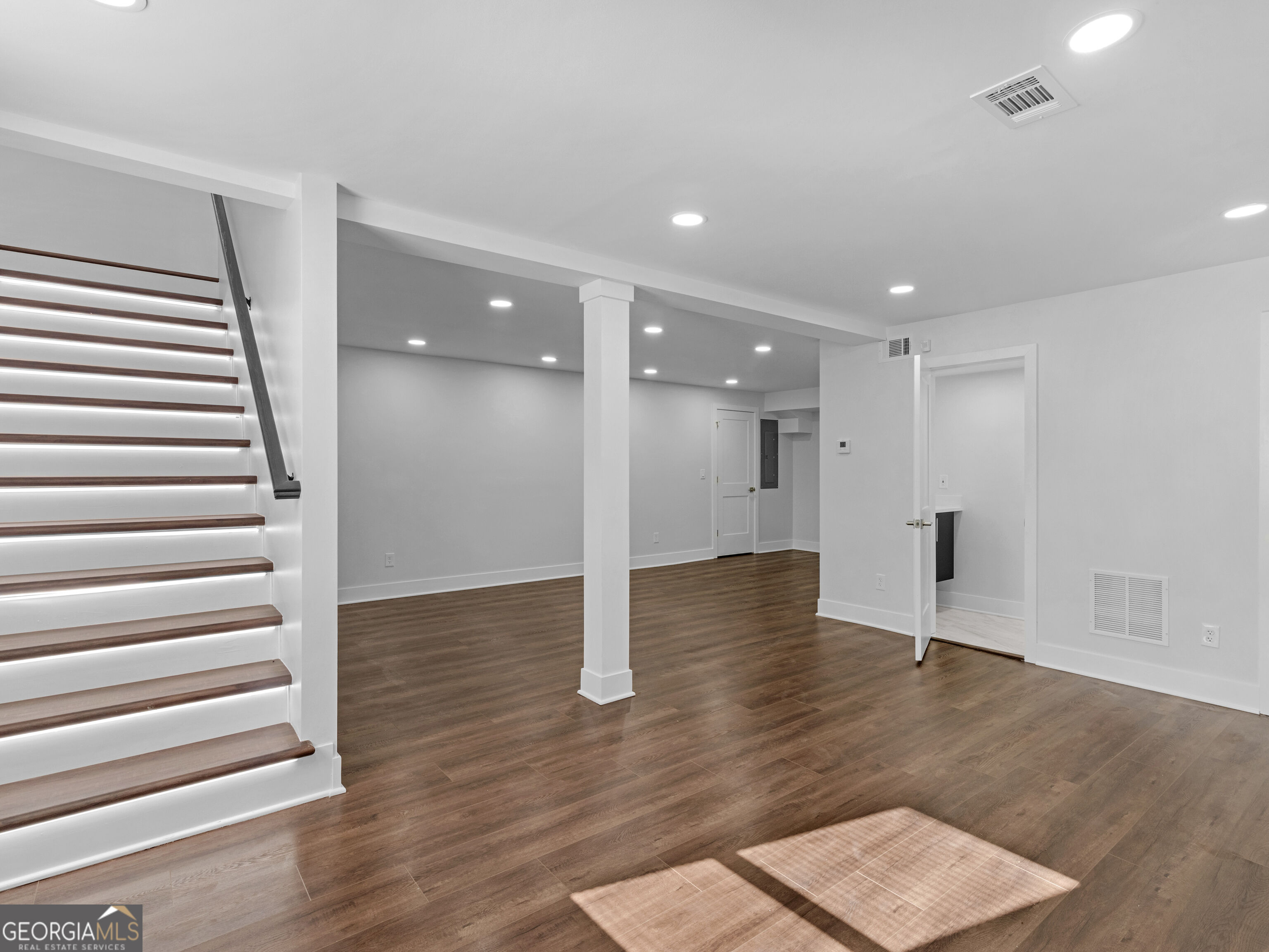 984 Morrow Road