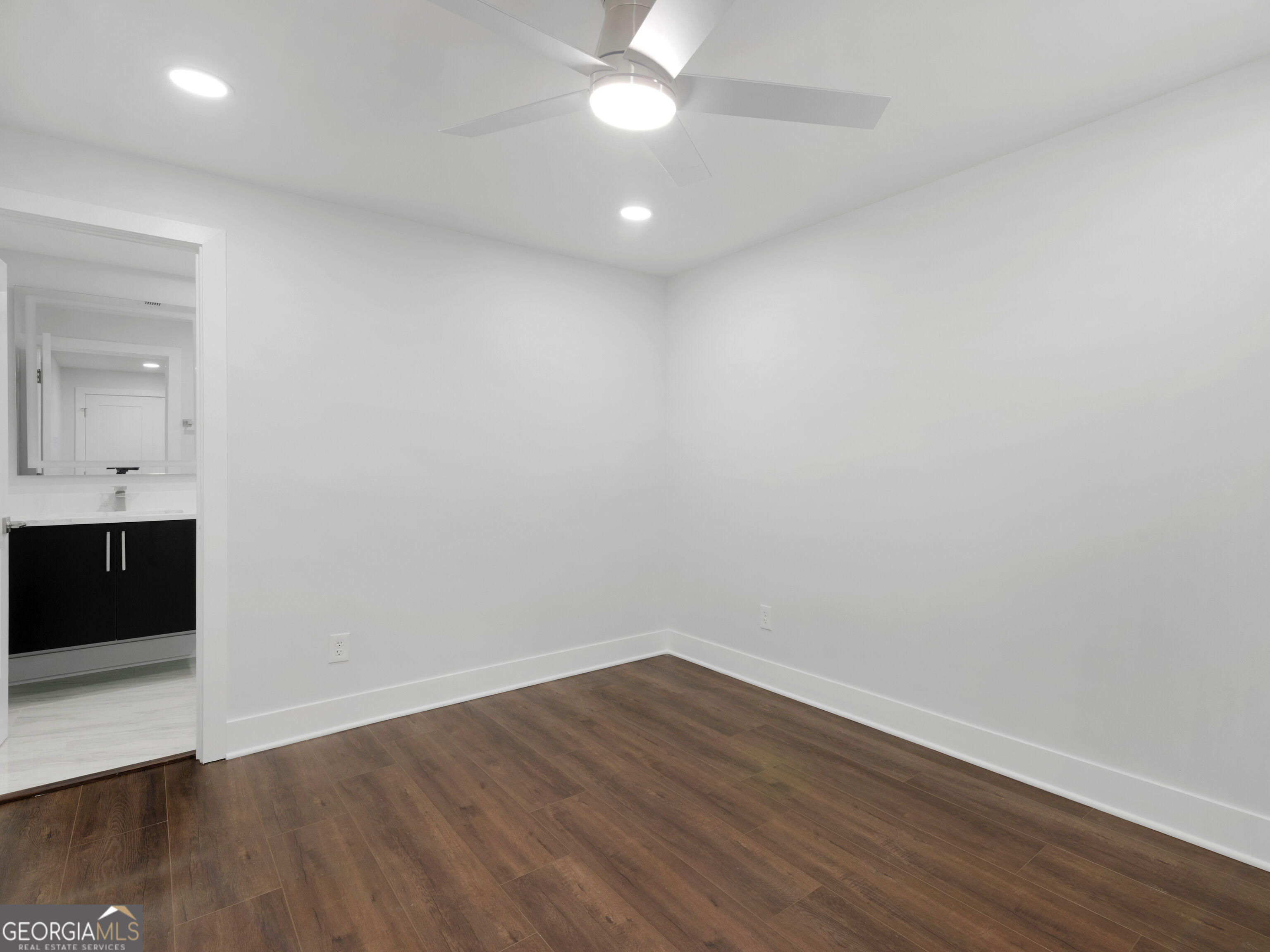 984 Morrow Road
