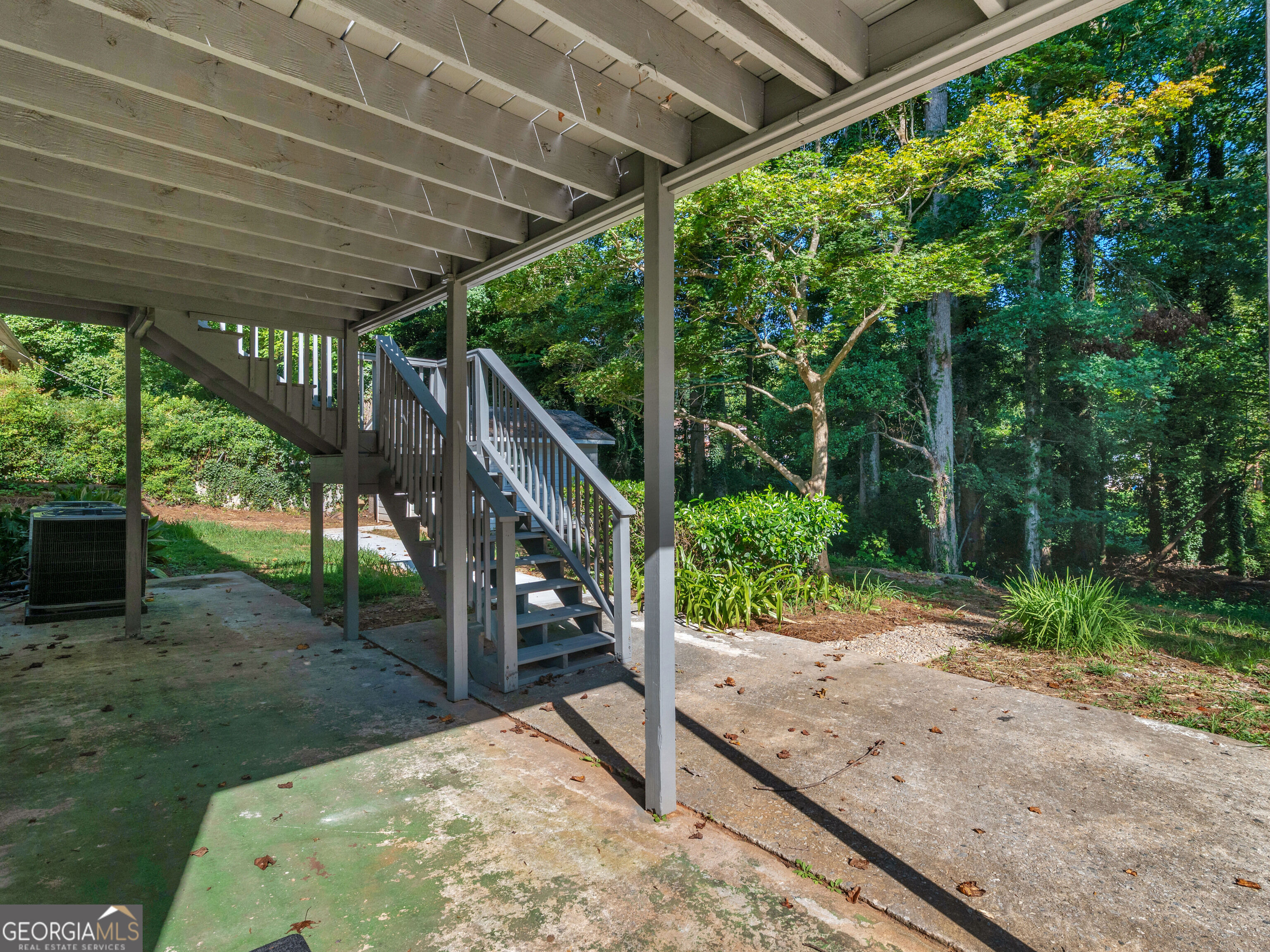984 Morrow Road