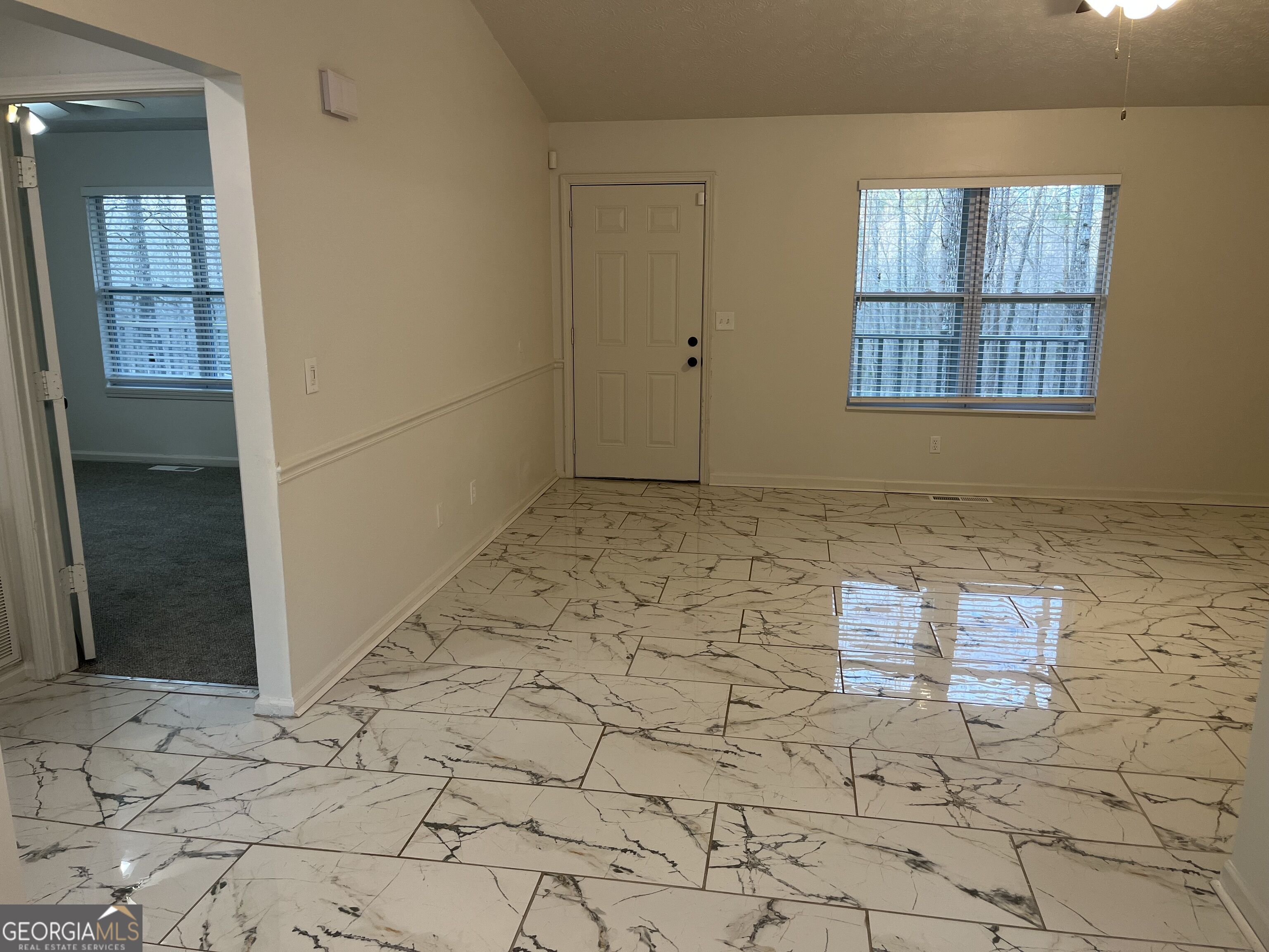 507 Lakeshore Drive
