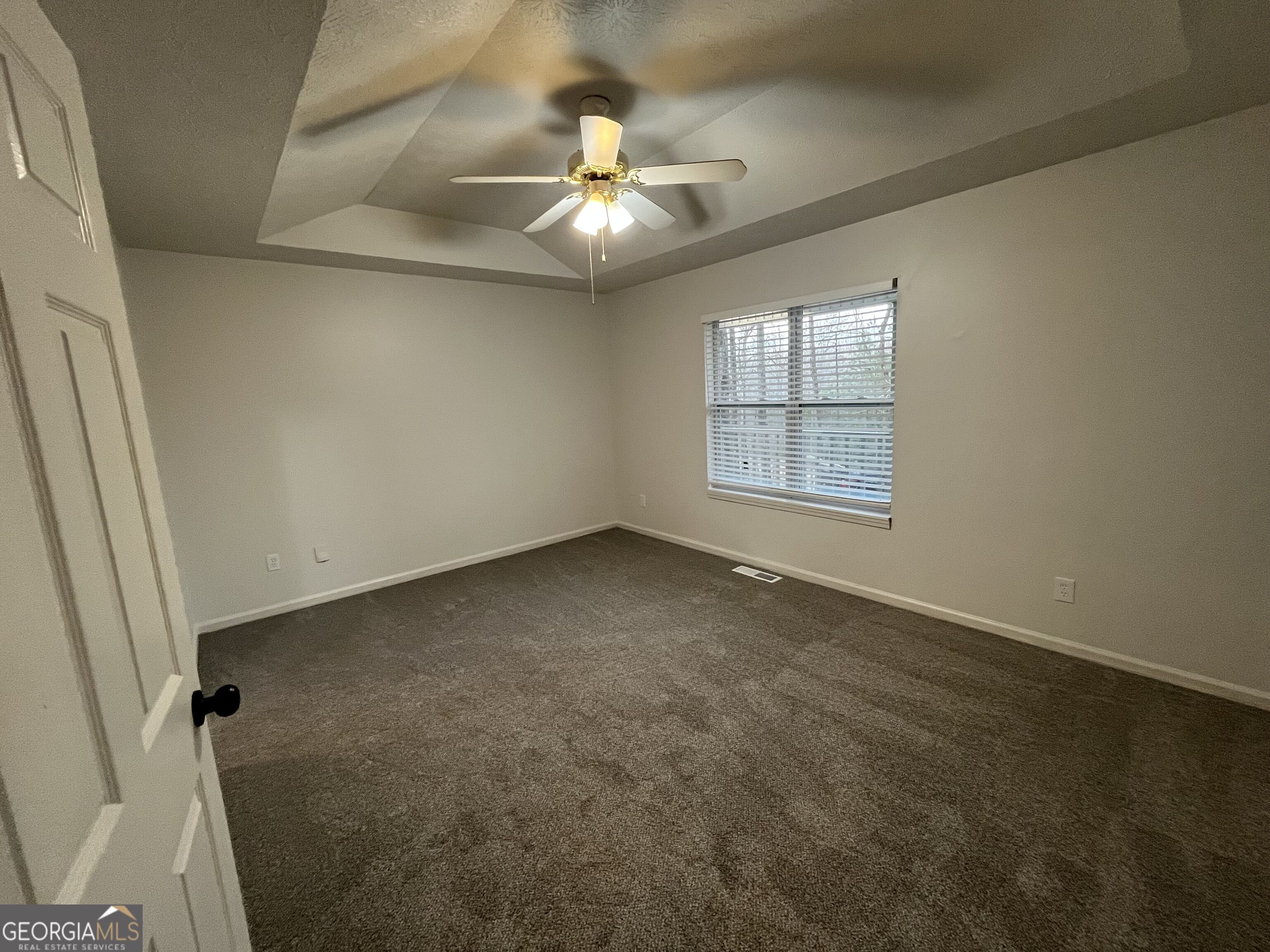 507 Lakeshore Drive