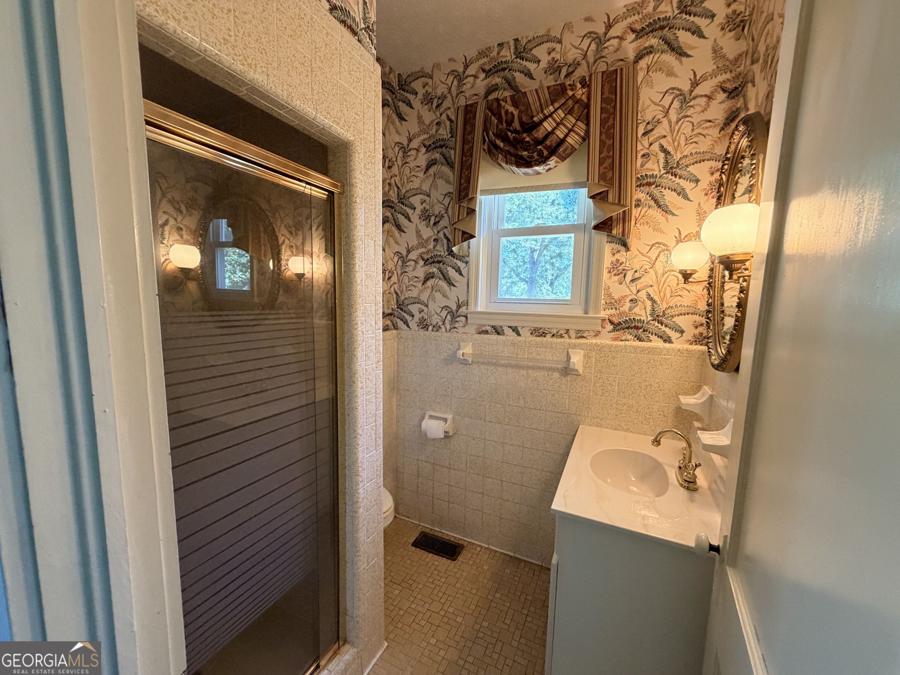 147 Stafford Avenue