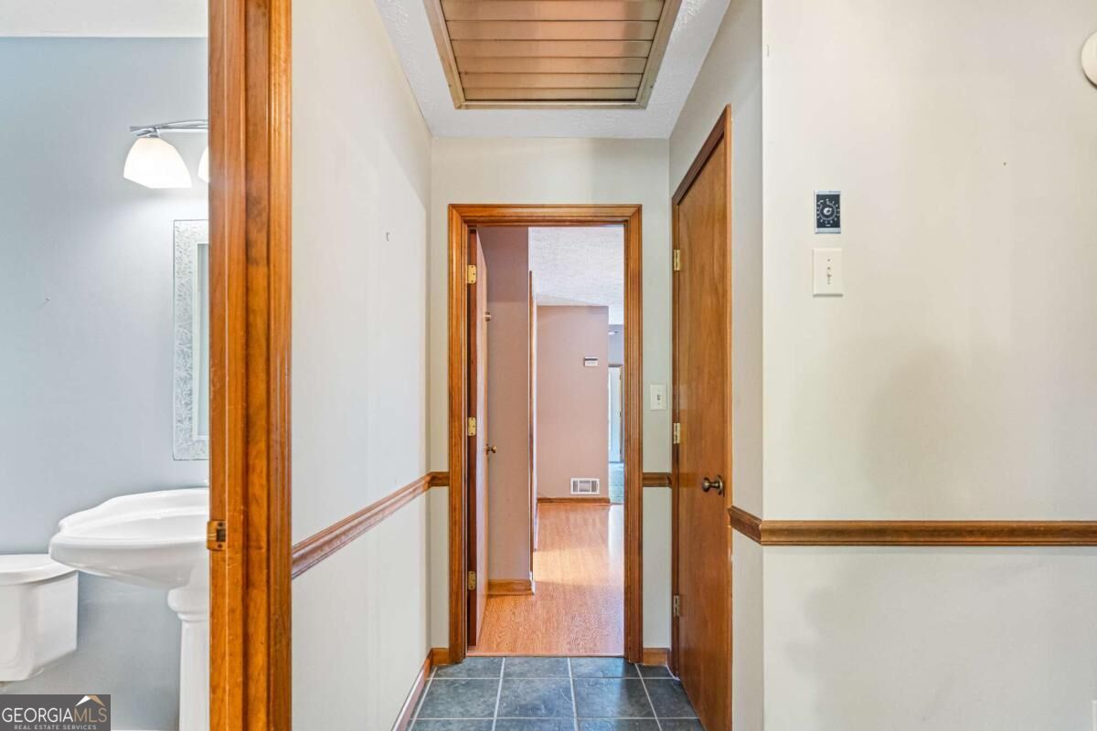120 Gentry Halt