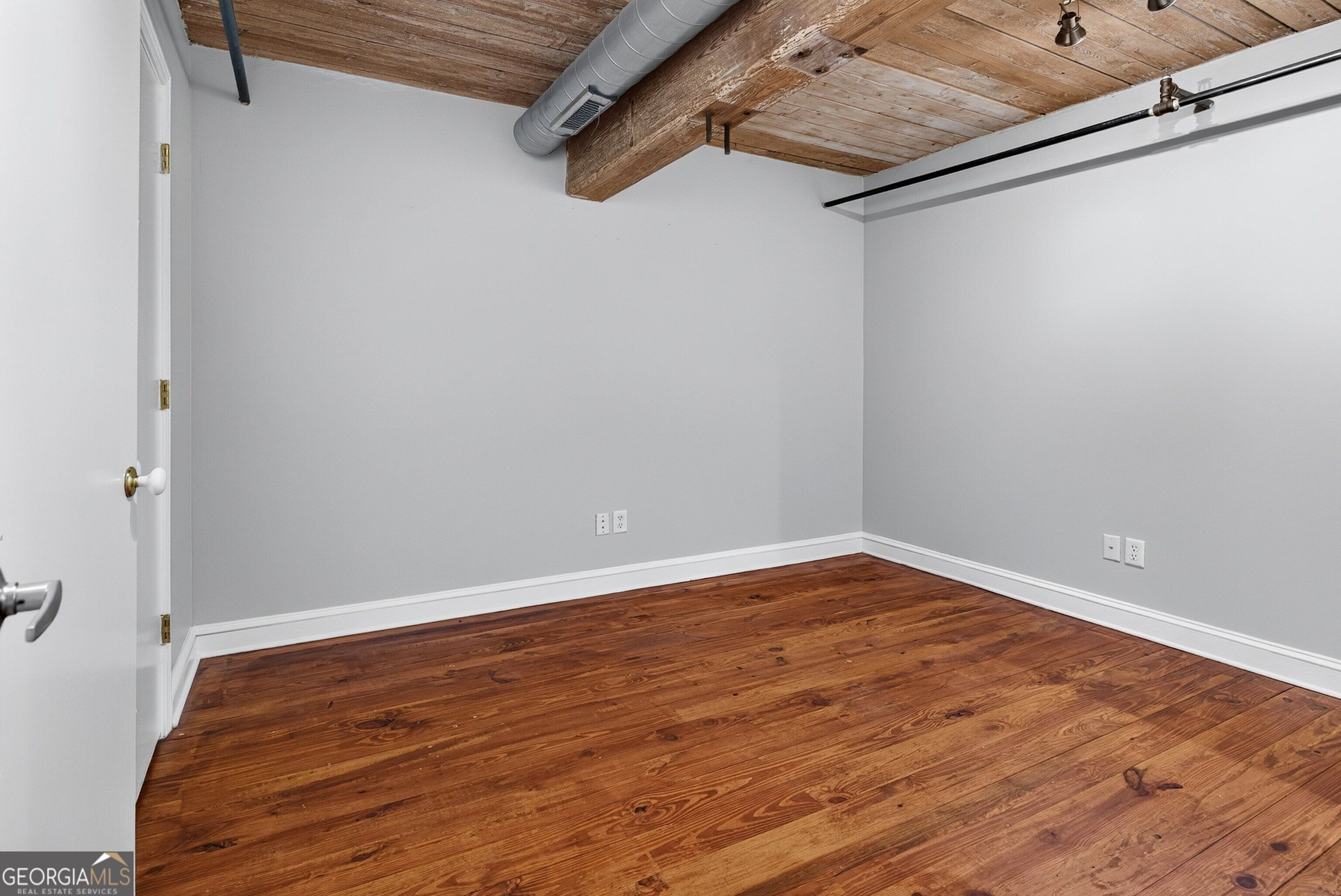 10 James Street # 2C