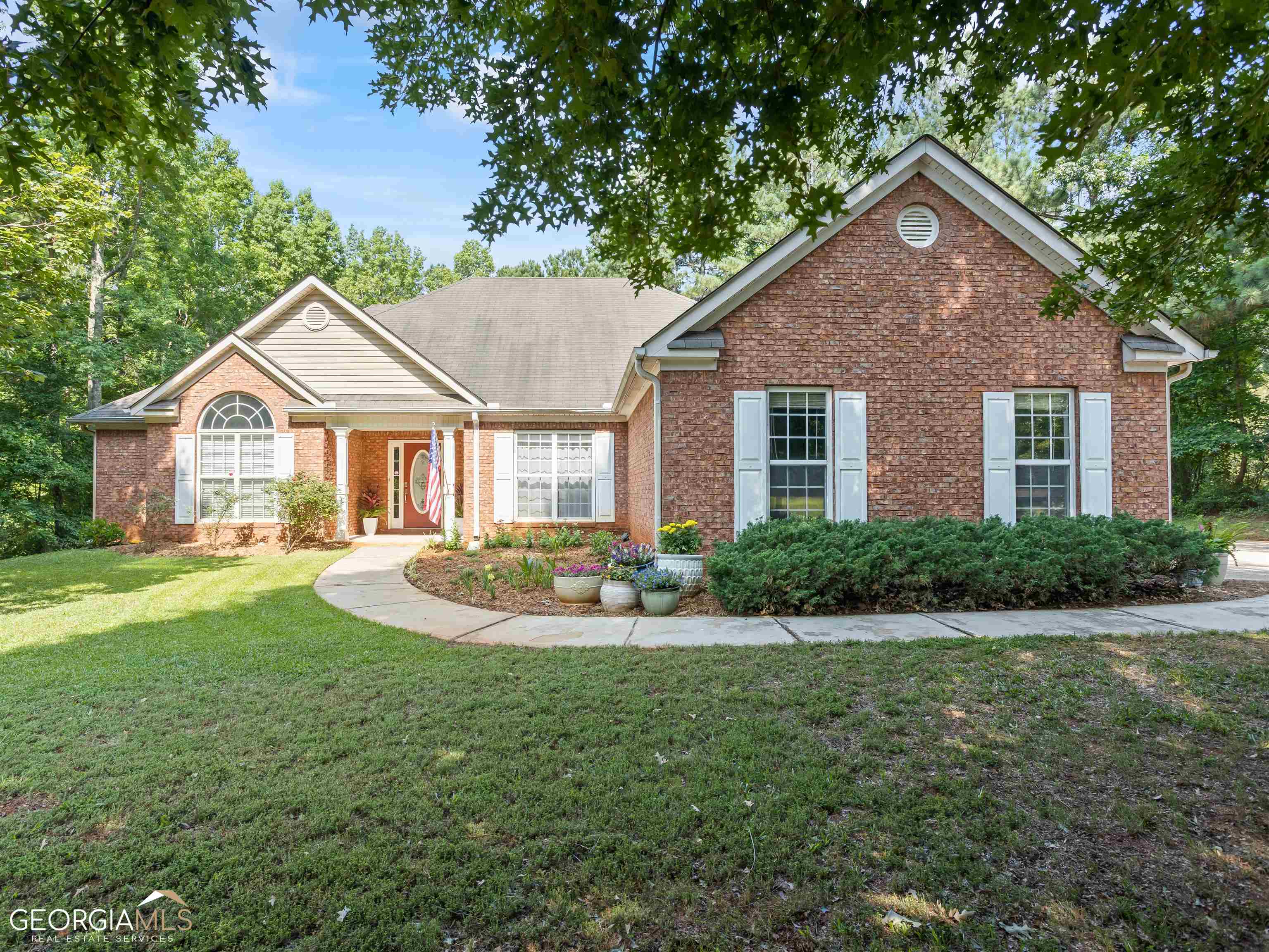 136 River Park Circle