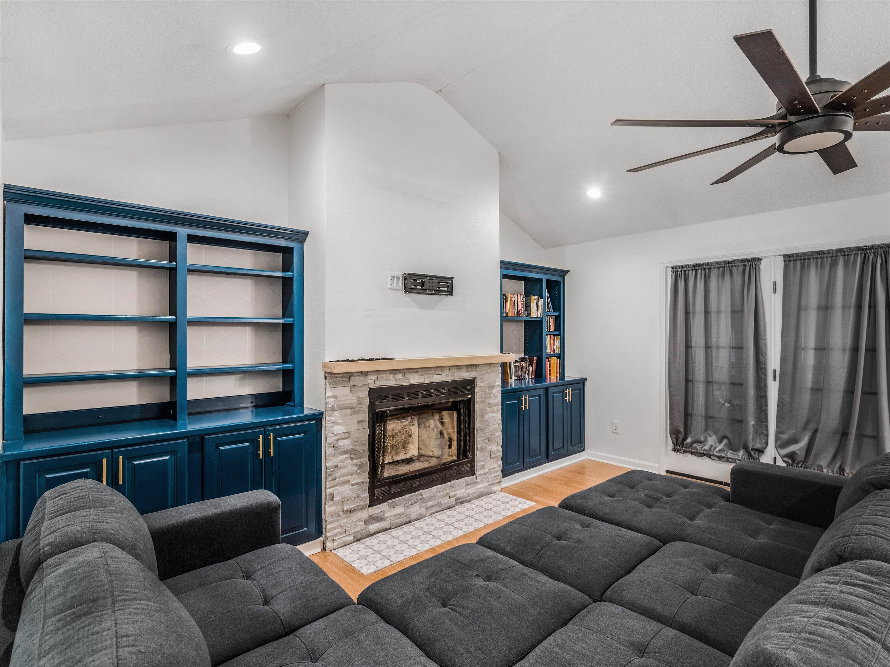225 Old Plantation Trail NW