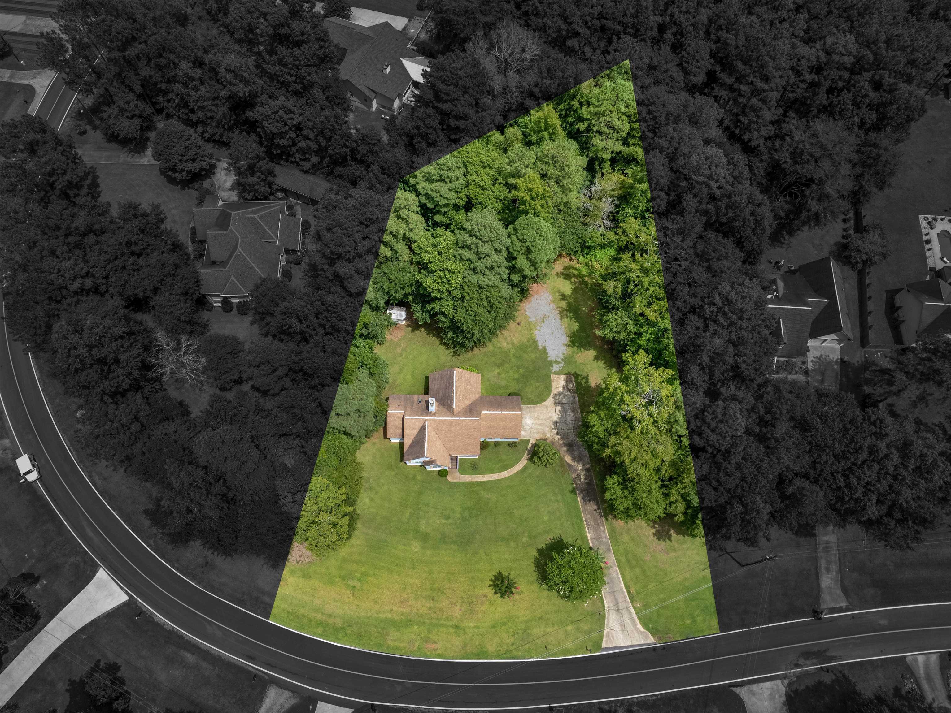 225 Old Plantation Trail NW