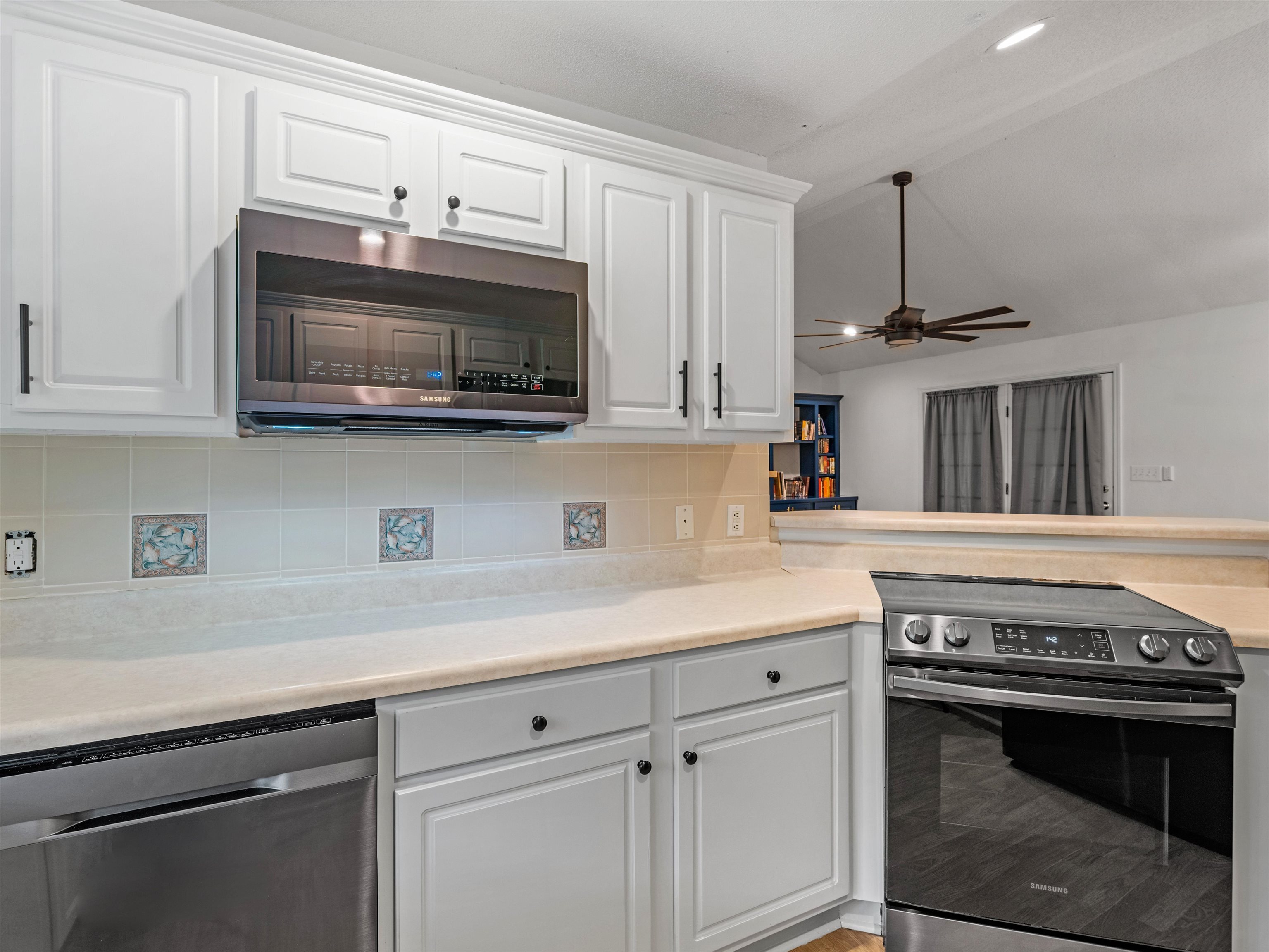 225 Old Plantation Trail NW