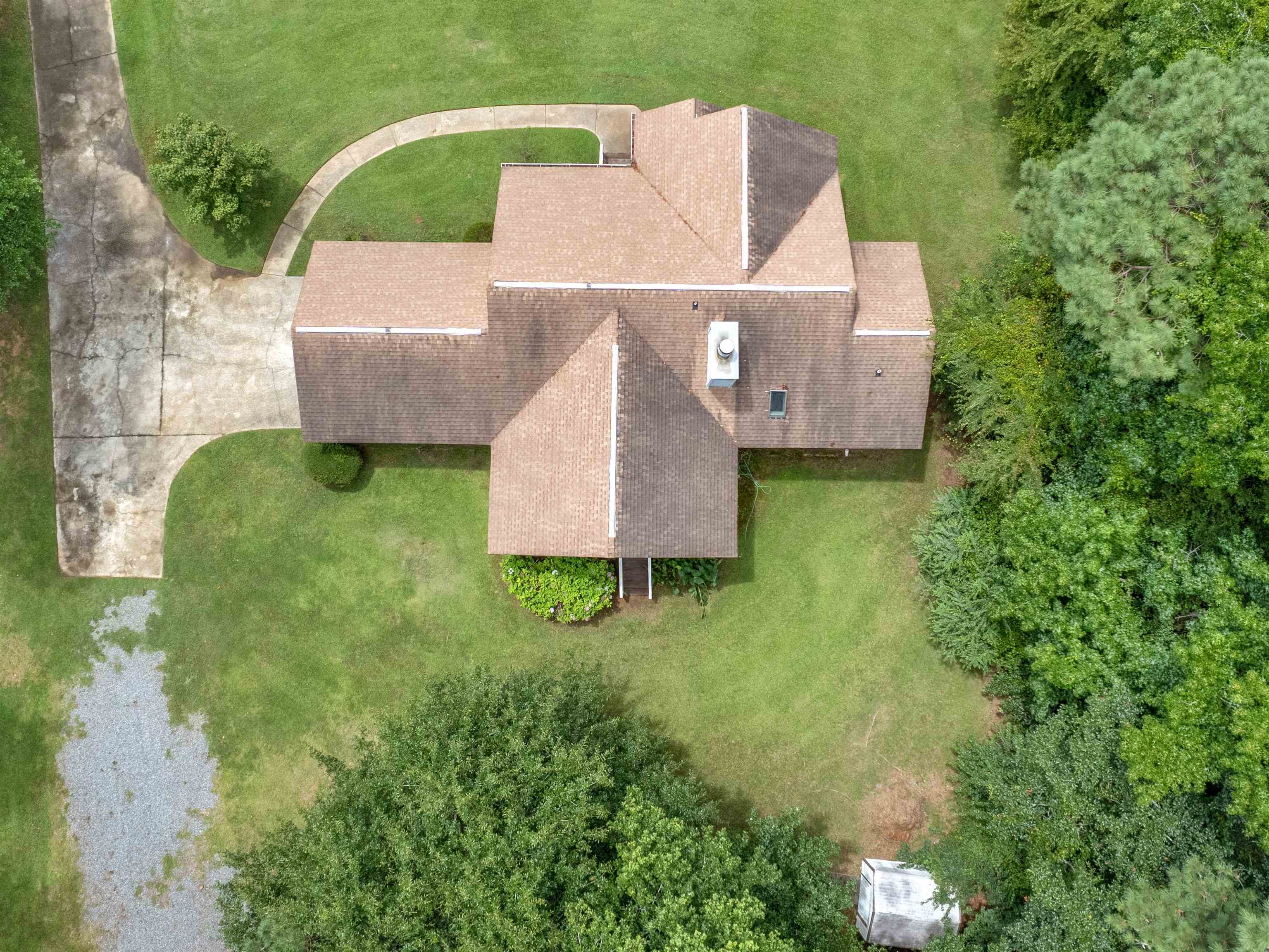 225 Old Plantation Trail NW