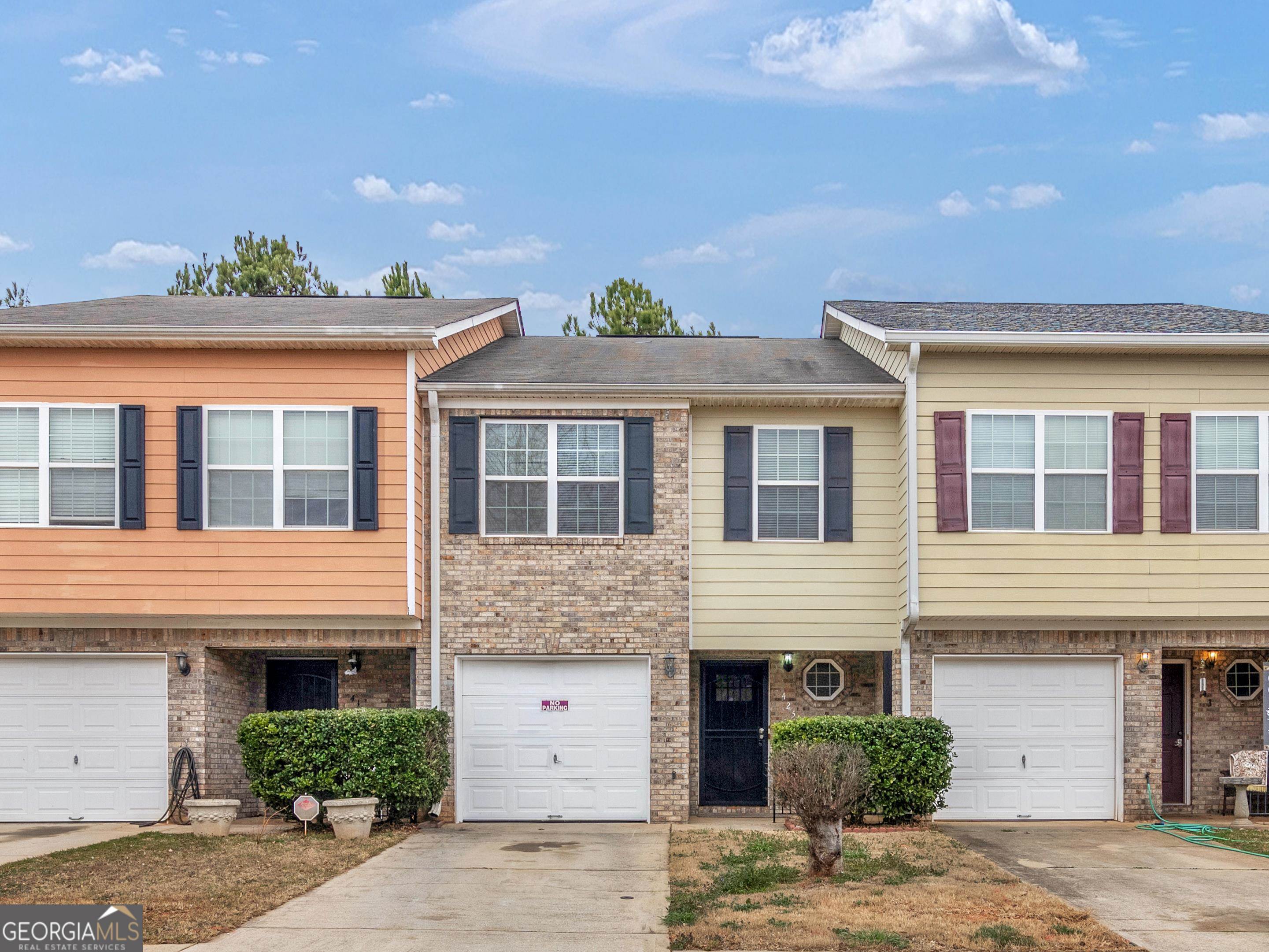 425 Magnolia Gardens Walk