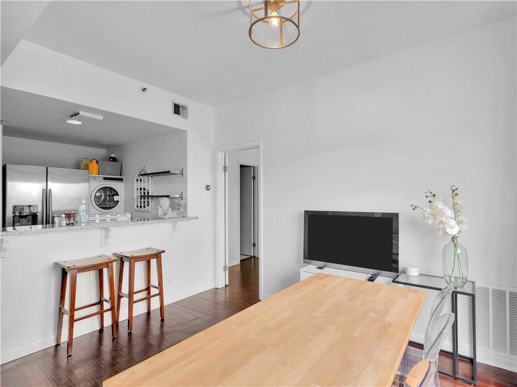 587 Virginia Avenue Unit 808