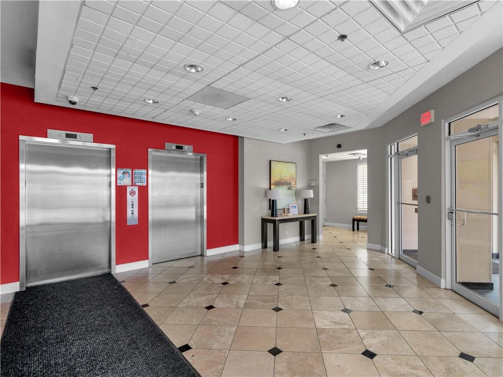 587 Virginia Avenue Unit 808