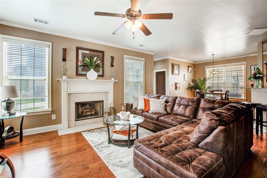 1109 Westchase Hill
