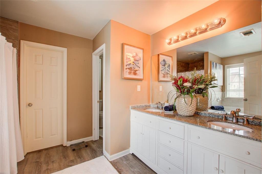 1109 Westchase Hill